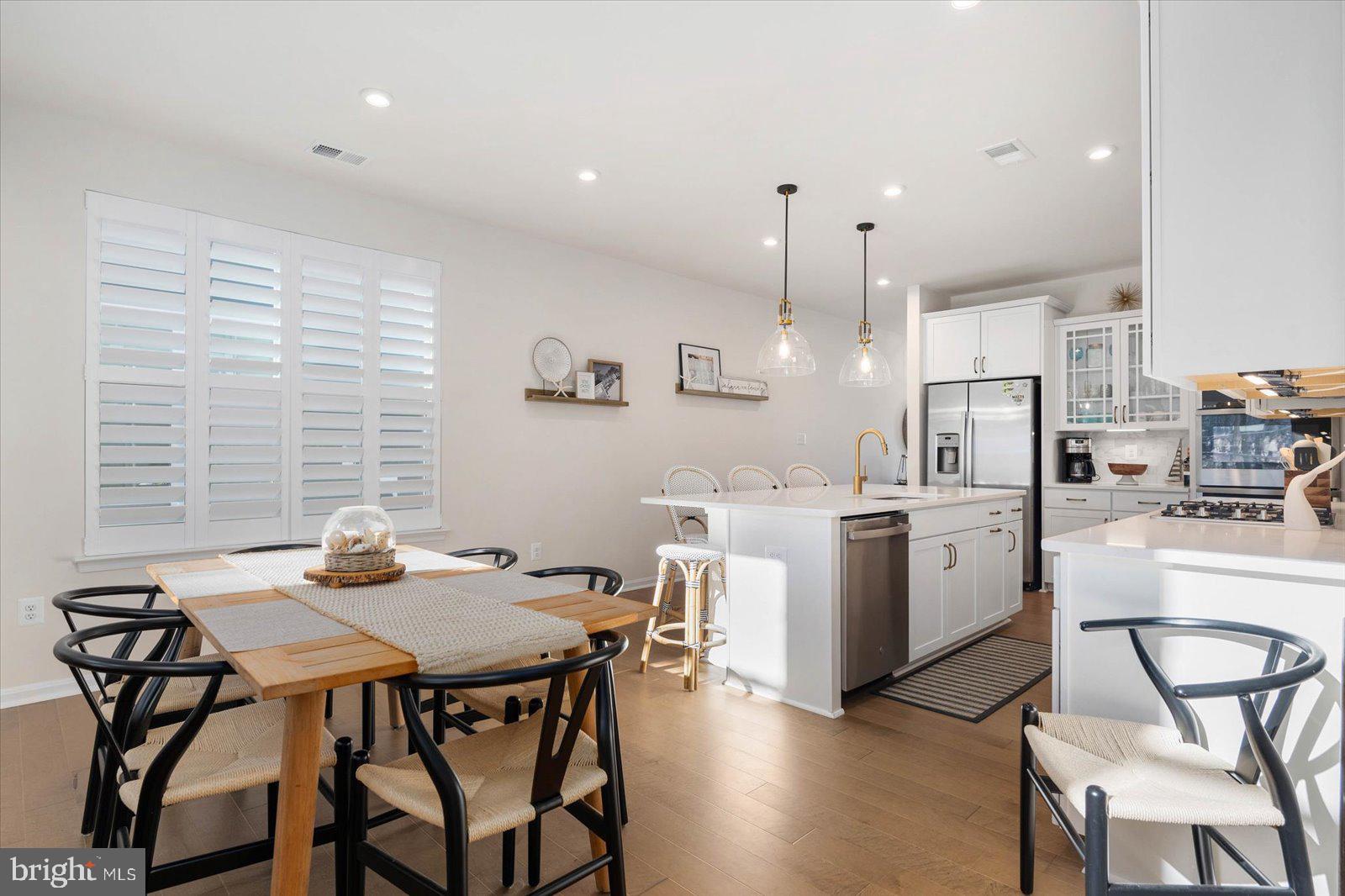 20582 CATTAIL CREEK LANE