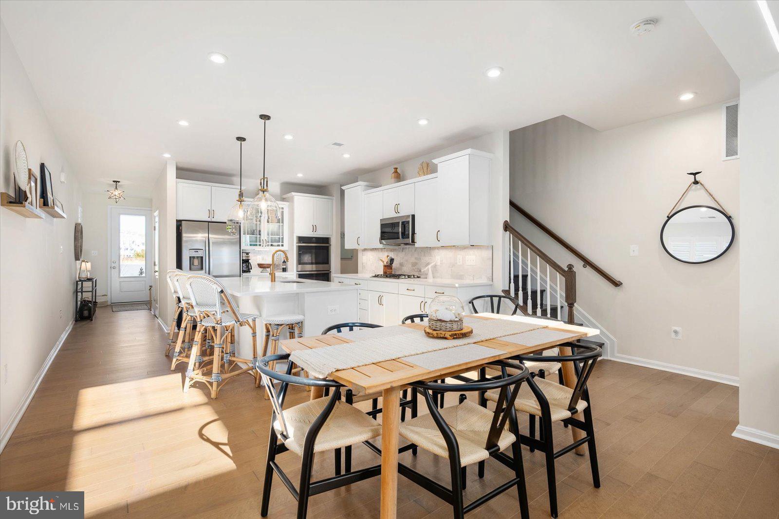 20582 CATTAIL CREEK LANE