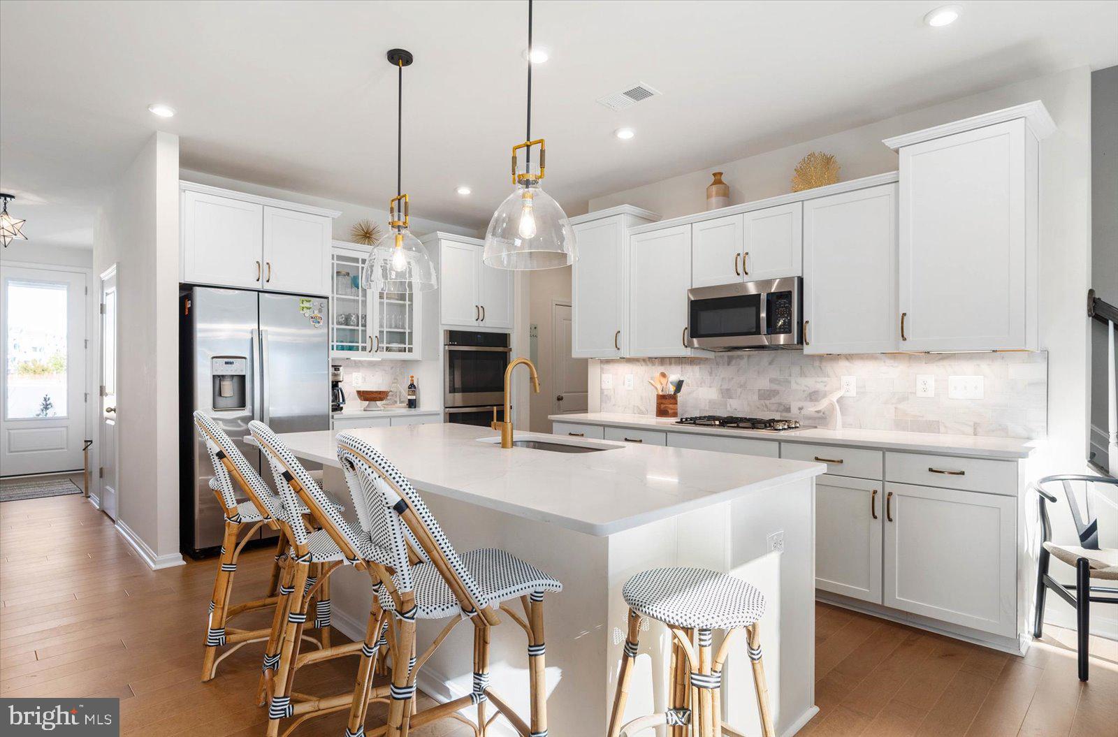 20582 CATTAIL CREEK LANE