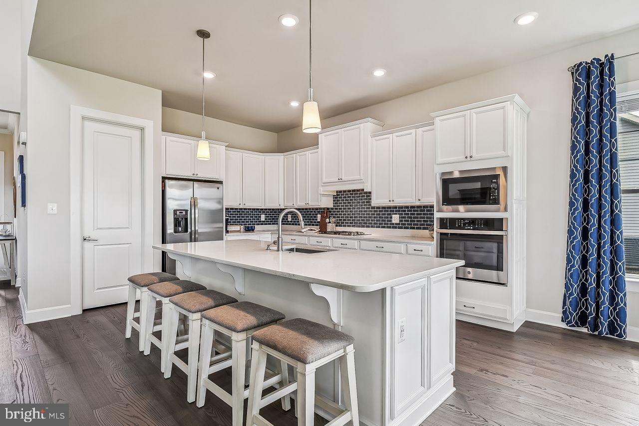 33611 STONINGTON DRIVE