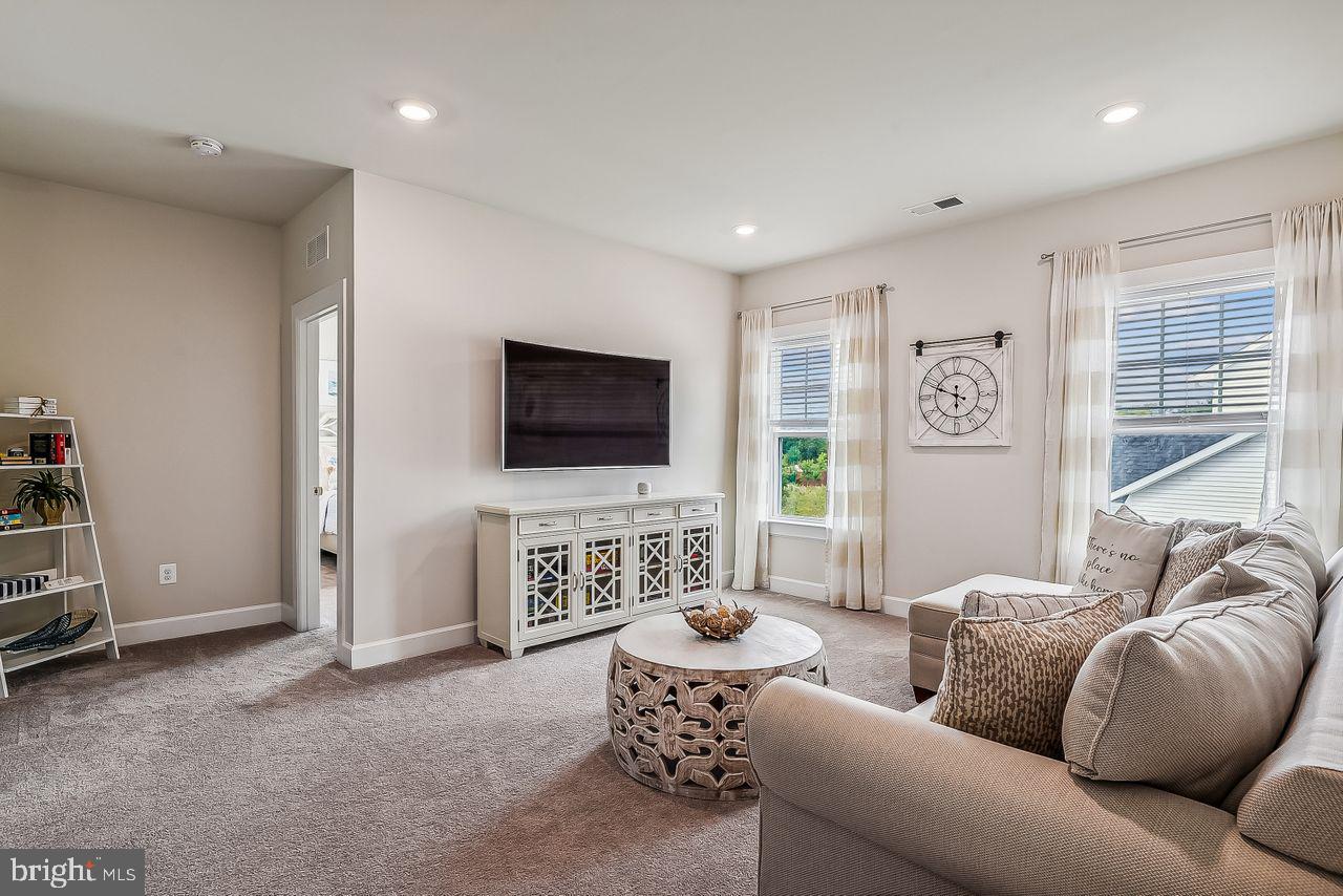 33611 STONINGTON DRIVE