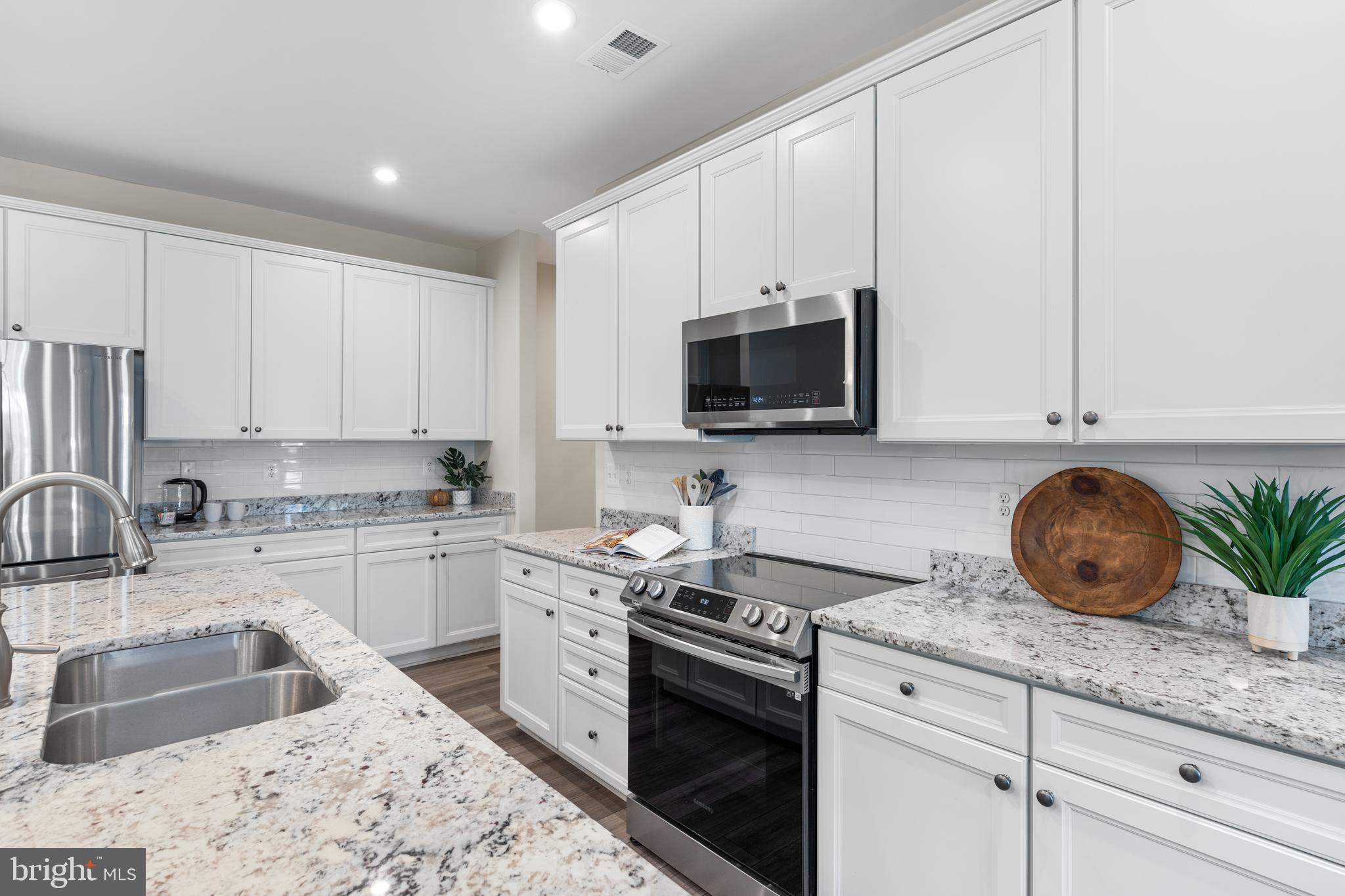 20553 CATTAIL CREEK LANE