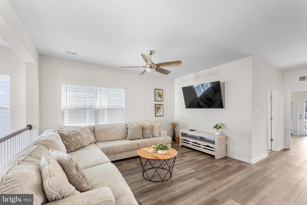 20553 CATTAIL CREEK LANE