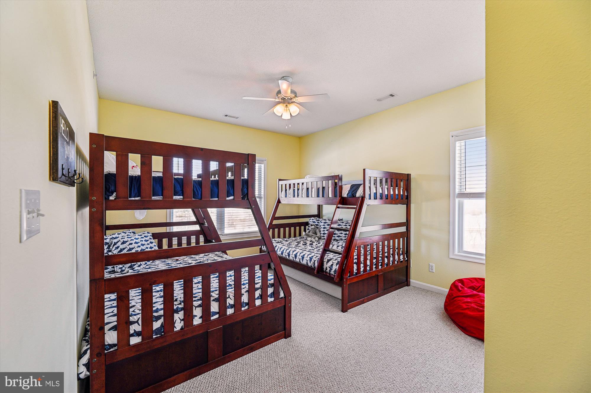 33130 N VILLAGE LOOP 3-301