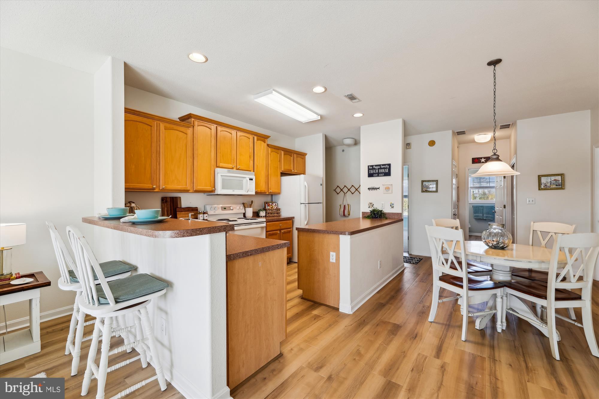 33130 N VILLAGE LOOP 3-301