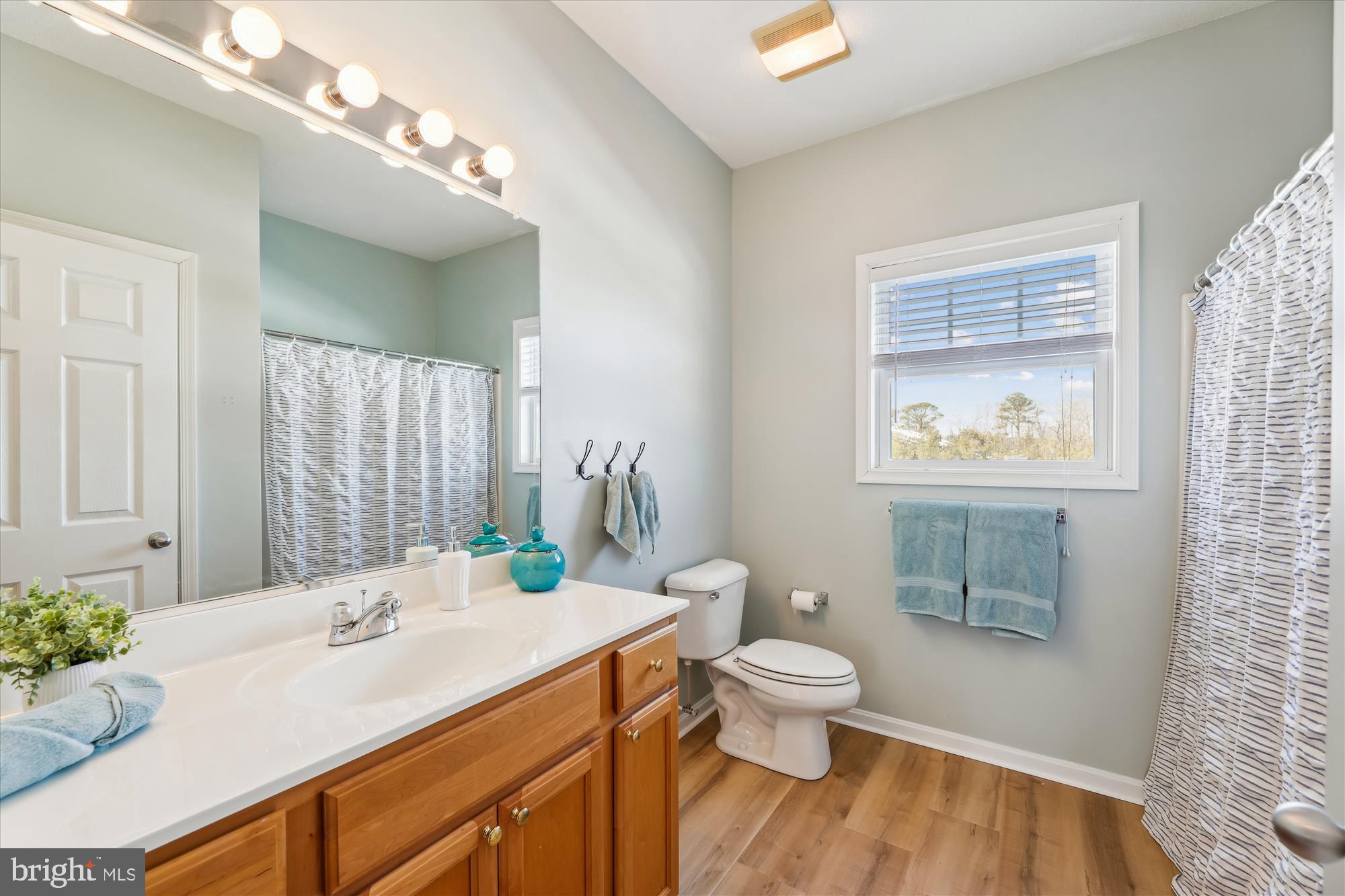 33130 N VILLAGE LOOP 3-301