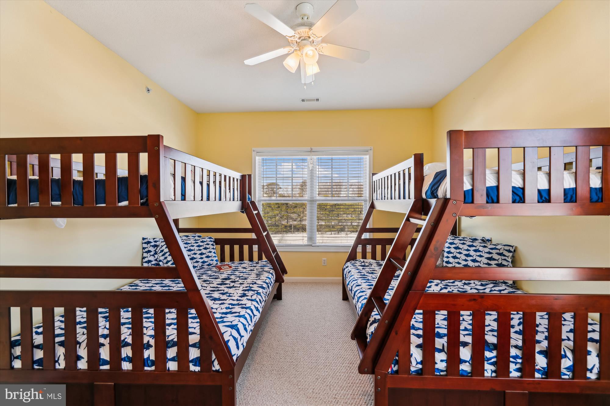 33130 N VILLAGE LOOP 3-301