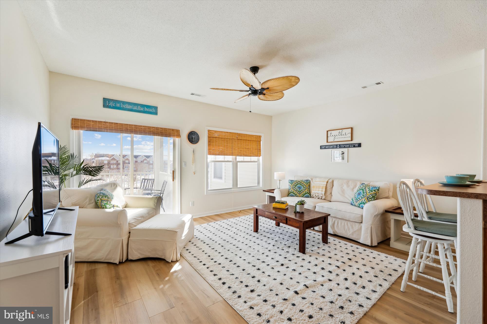 33130 N VILLAGE LOOP 3-301