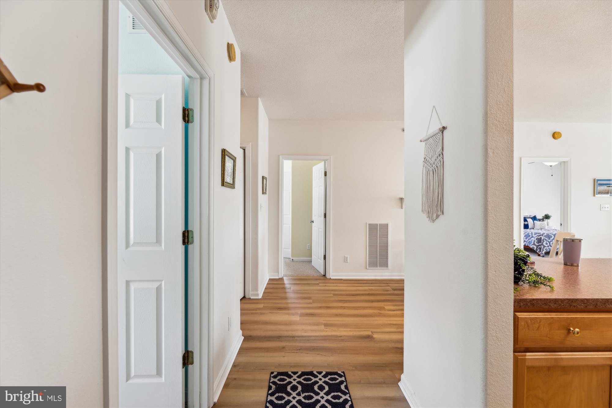 33130 N VILLAGE LOOP 3-301
