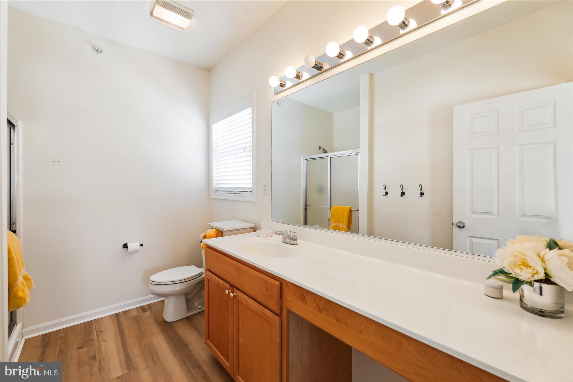 33130 N VILLAGE LOOP 3-301