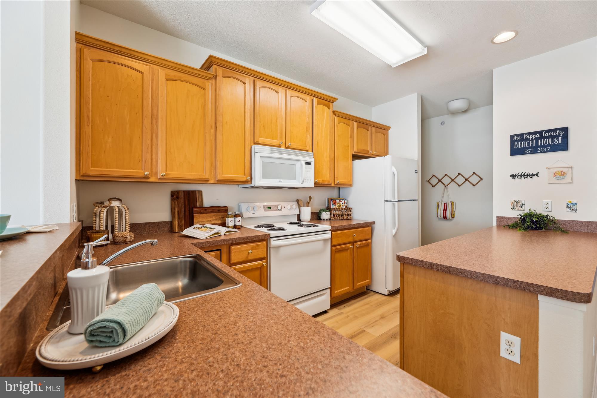 33130 N VILLAGE LOOP 3-301
