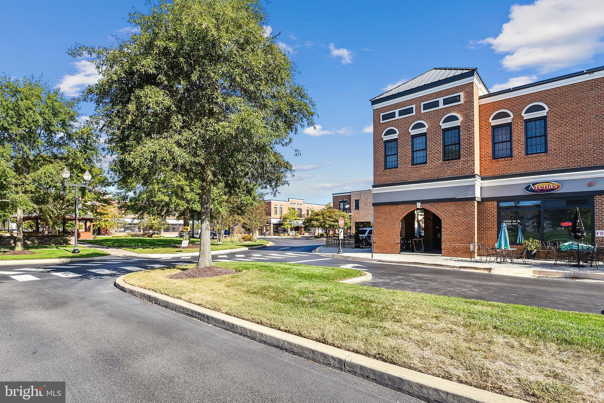 33130 N VILLAGE LOOP 3-301