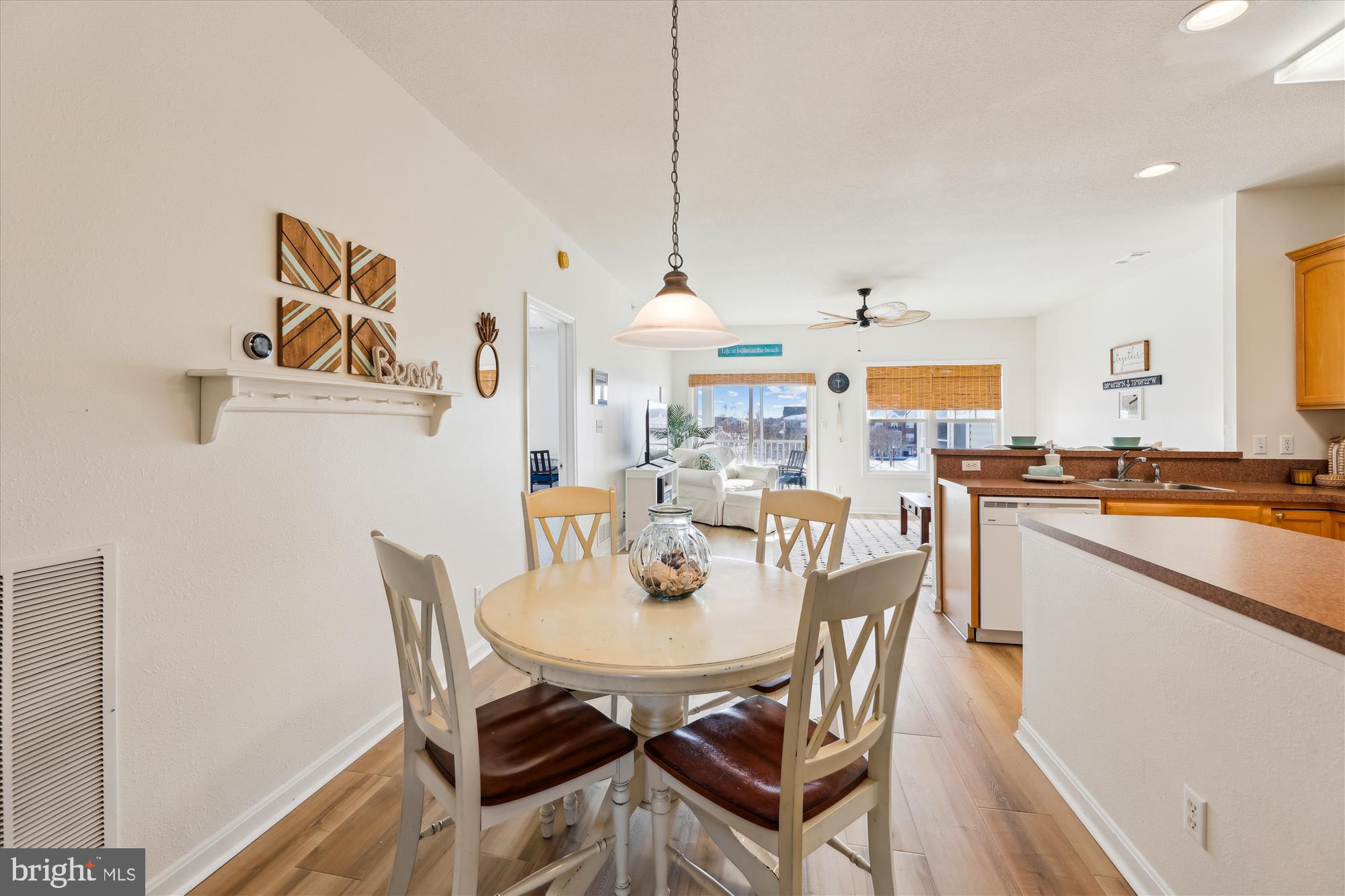 33130 N VILLAGE LOOP 3-301