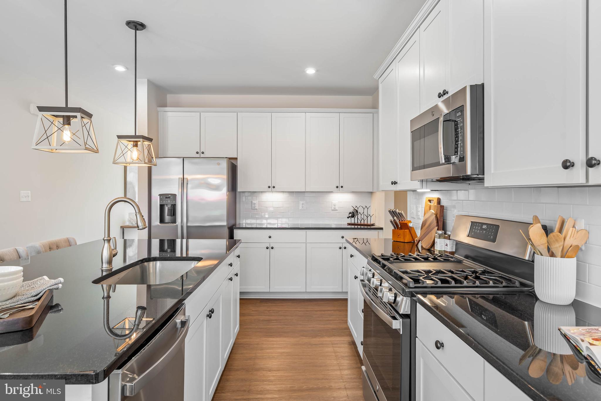 21445 SWEETWATER SQUARE