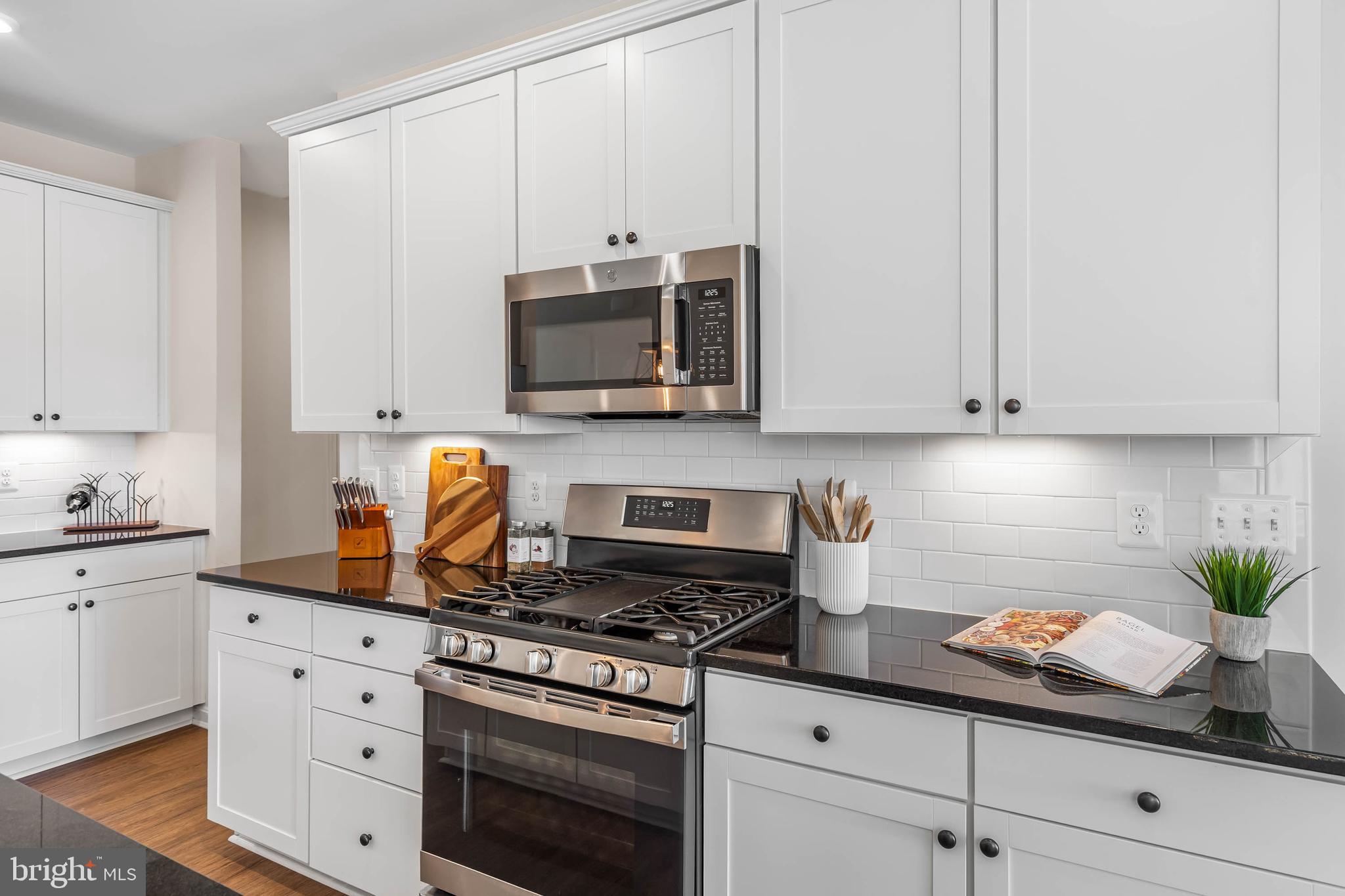 21445 SWEETWATER SQUARE