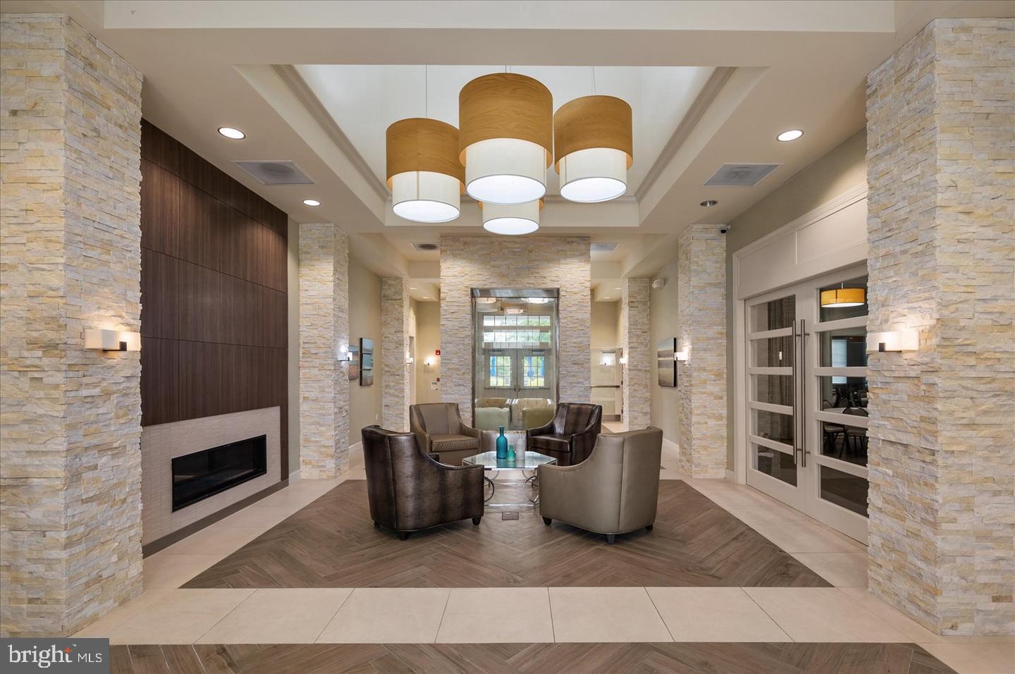 36084 NANTASKET AVENUE