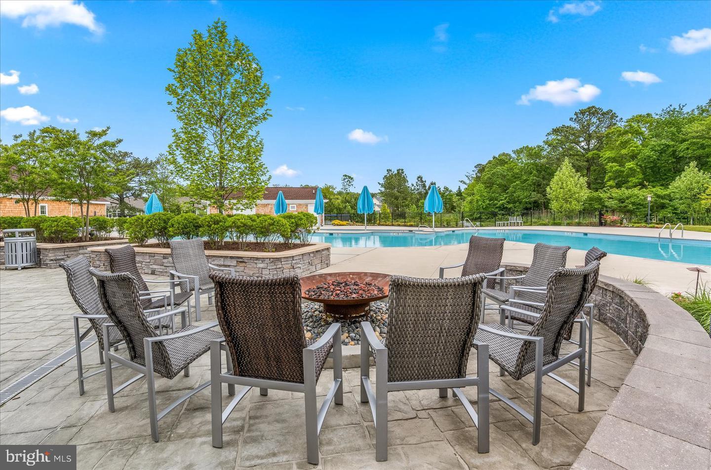 36084 NANTASKET AVENUE