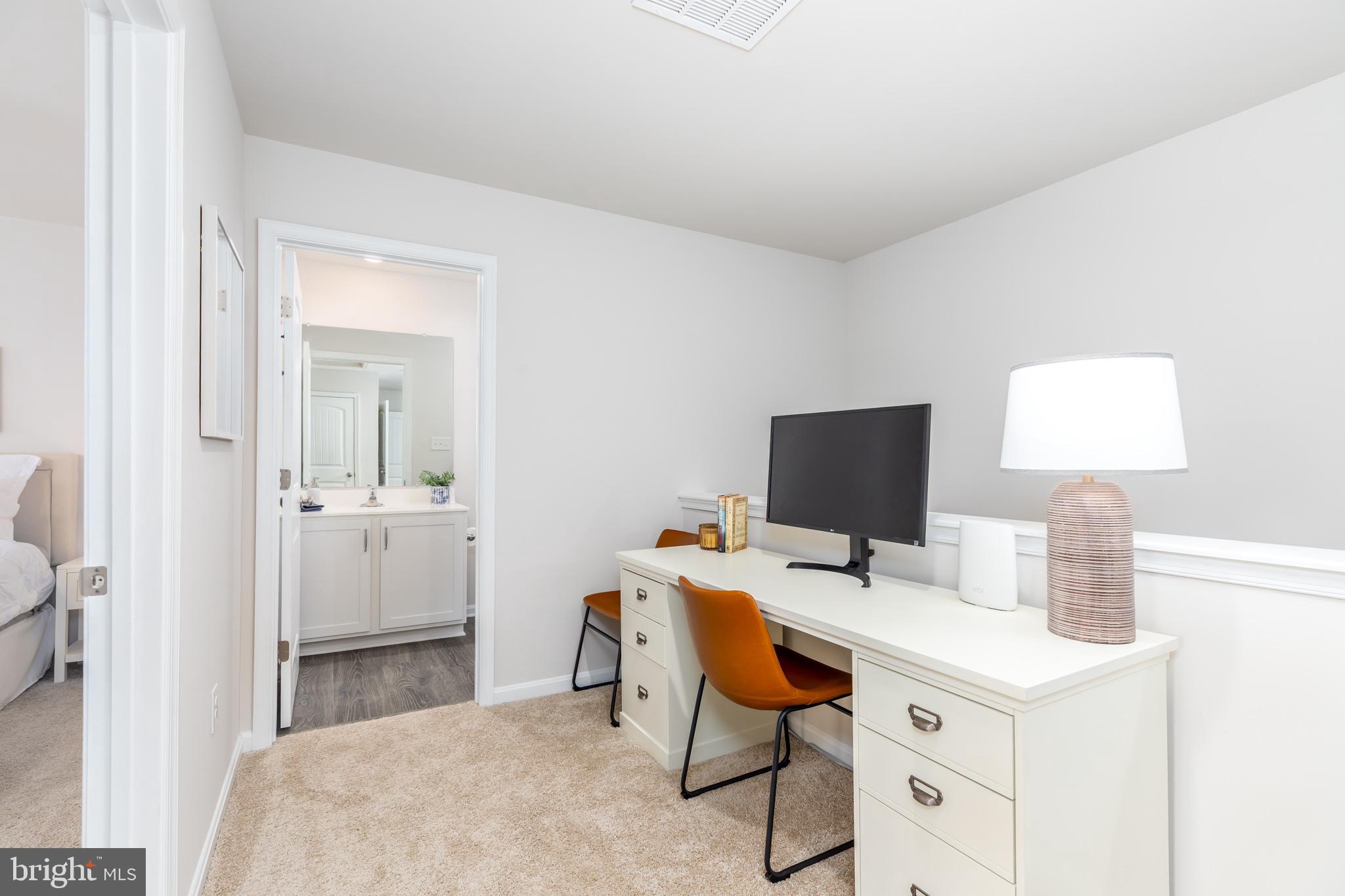 36084 NANTASKET AVENUE