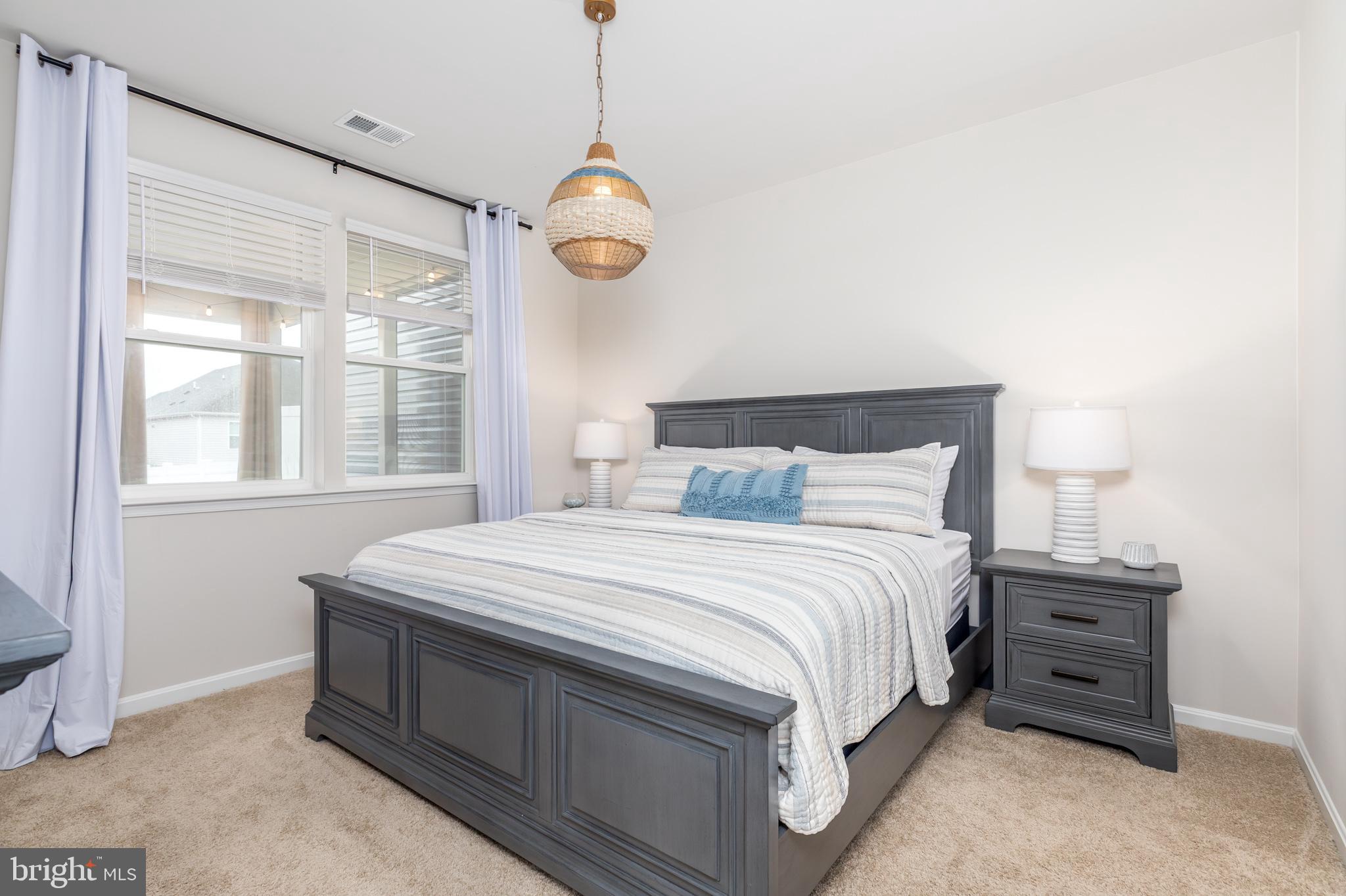 36084 NANTASKET AVENUE