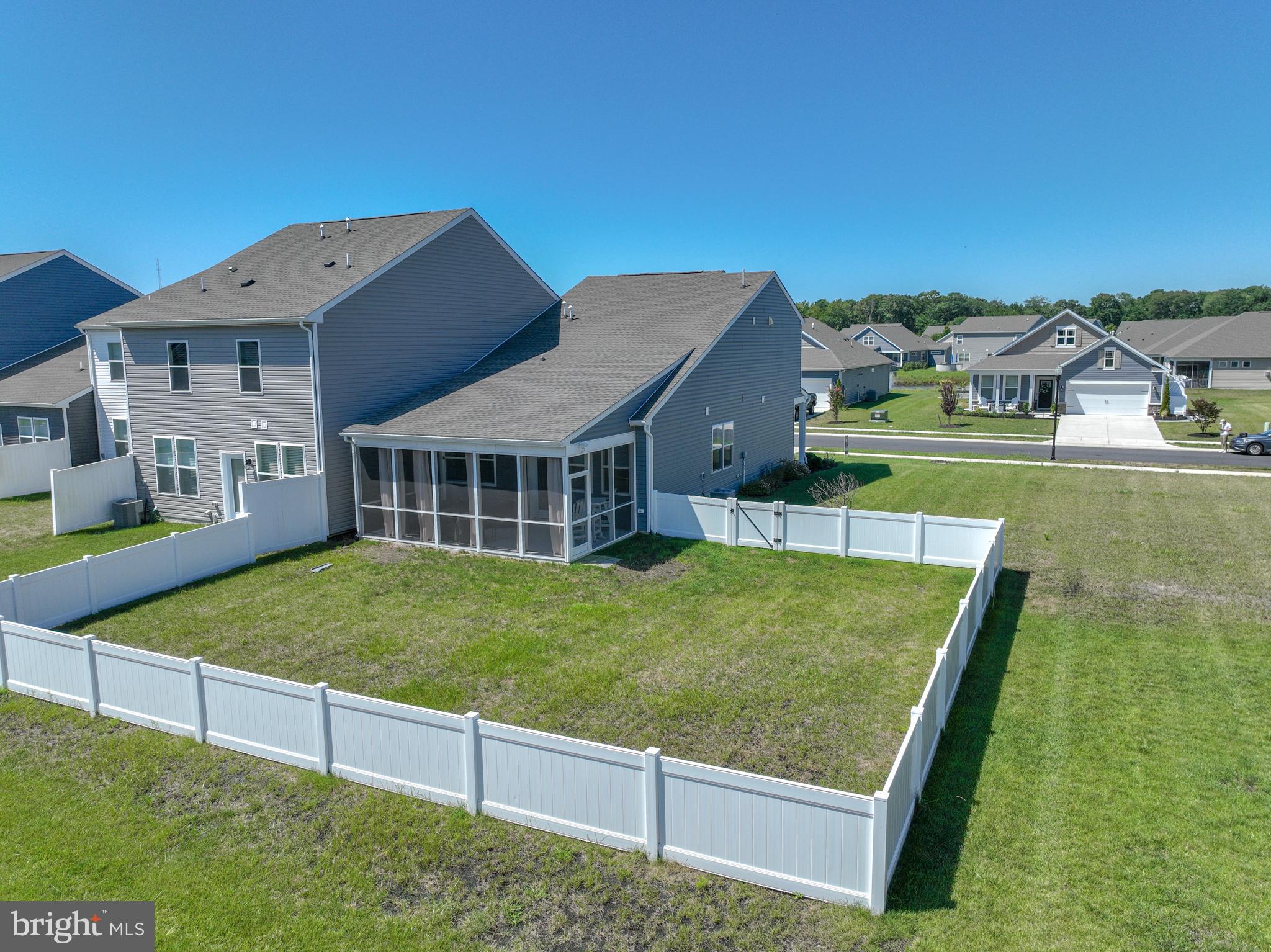 36084 NANTASKET AVENUE