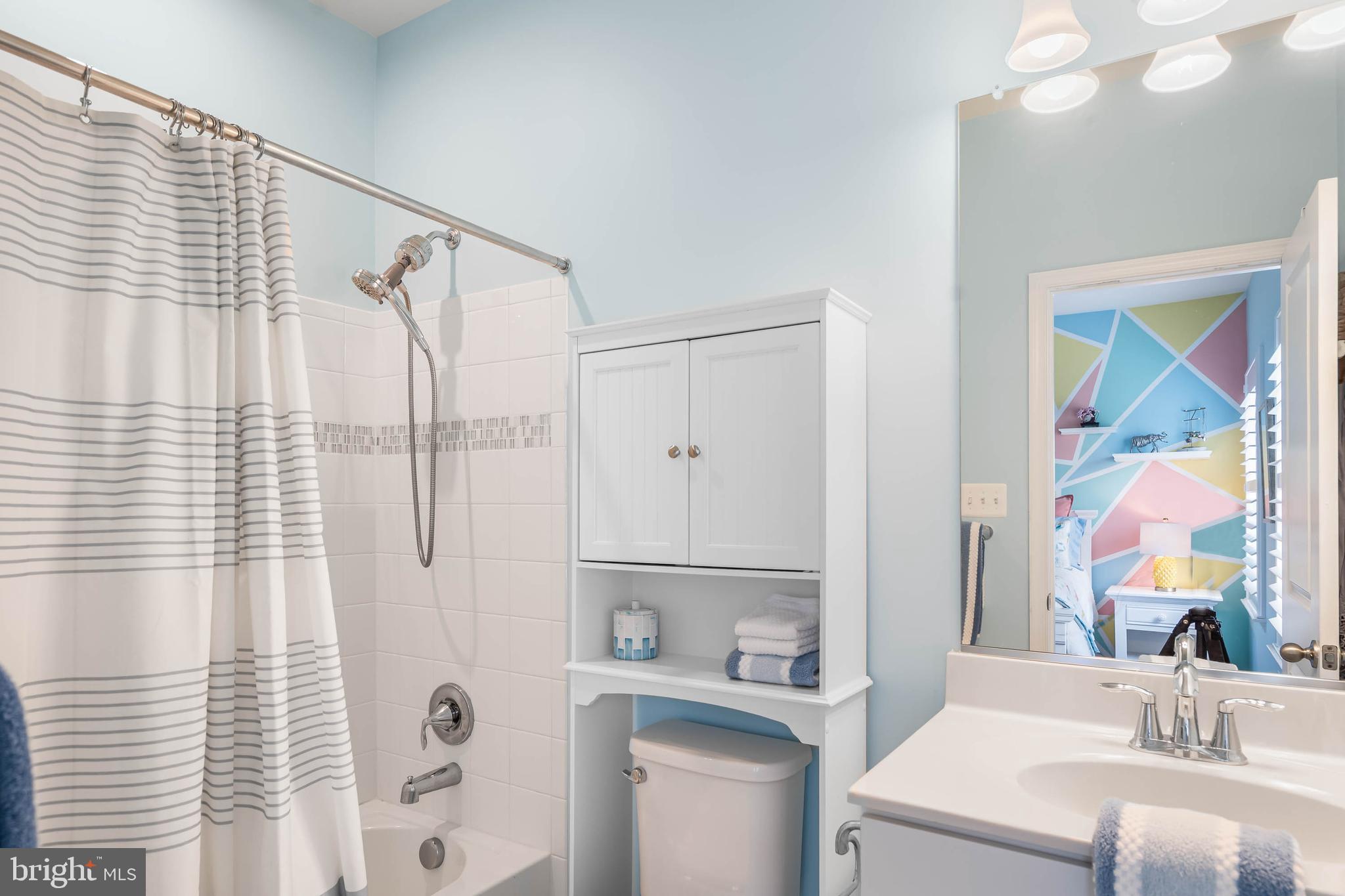 21415 SWEETWATER SQUARE