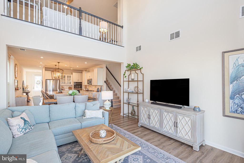 21429 SWEETWATER SQUARE