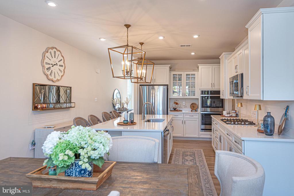 21429 SWEETWATER SQUARE