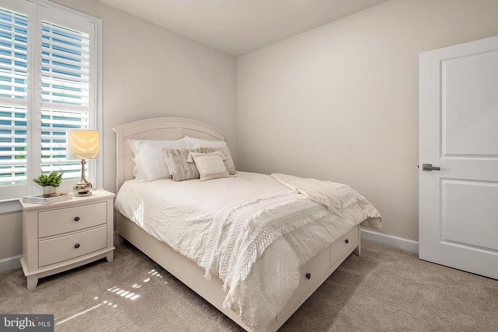 32619 ESTUARY BOULEVARD Unit: 489