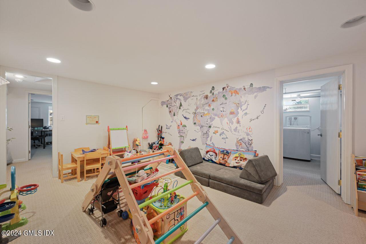 12 Cross Ridge Drive