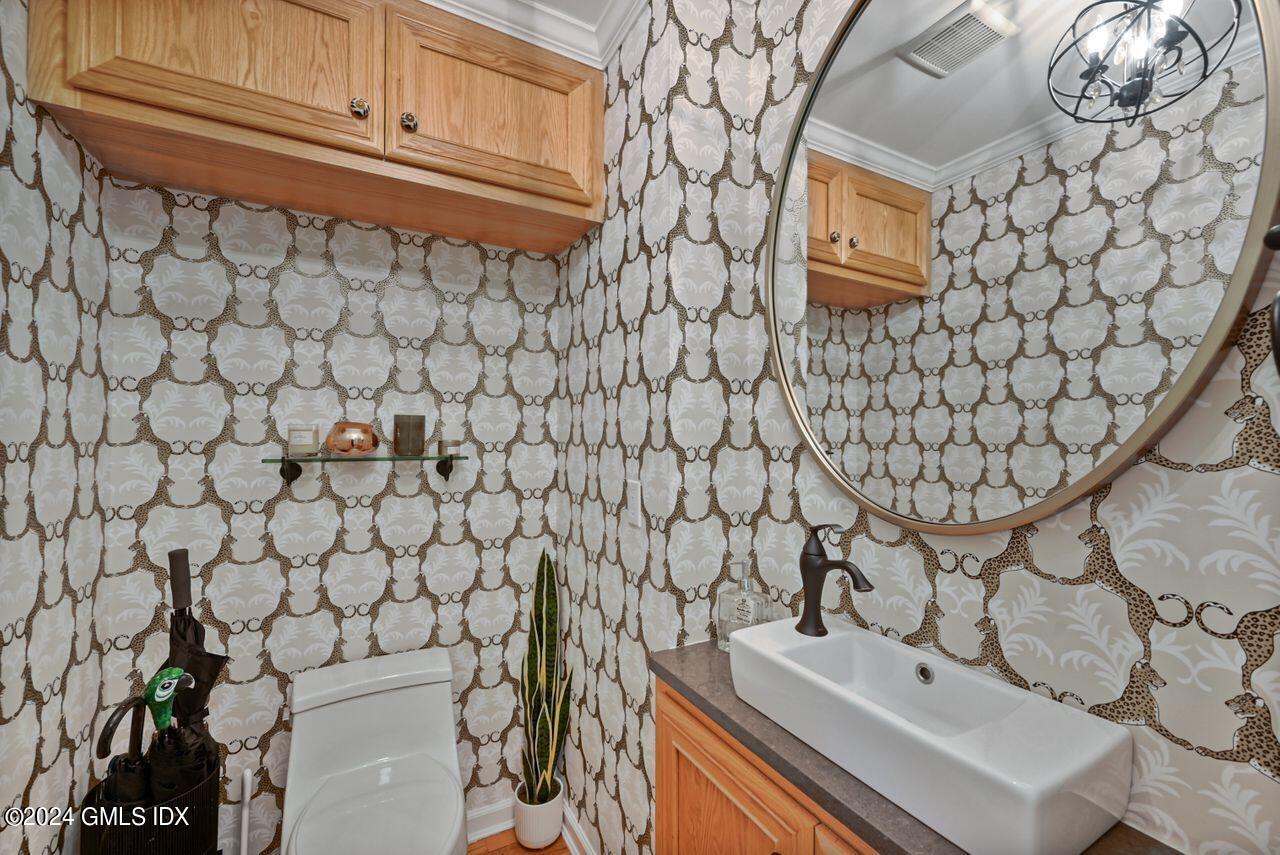 12 Cross Ridge Drive