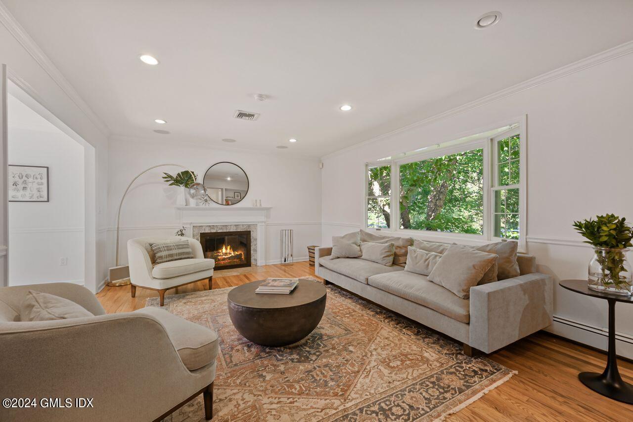 12 Cross Ridge Drive