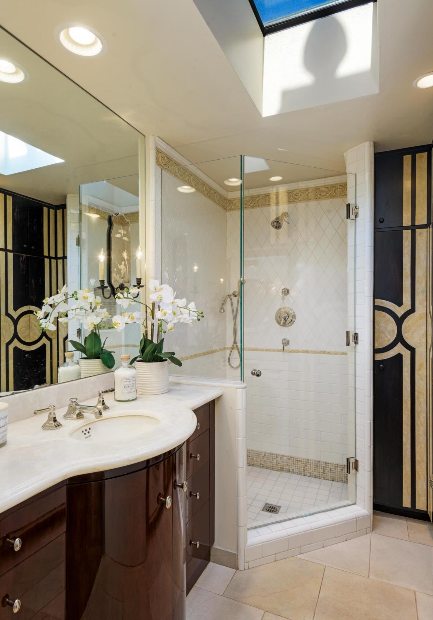 526 San Ysidro Road A