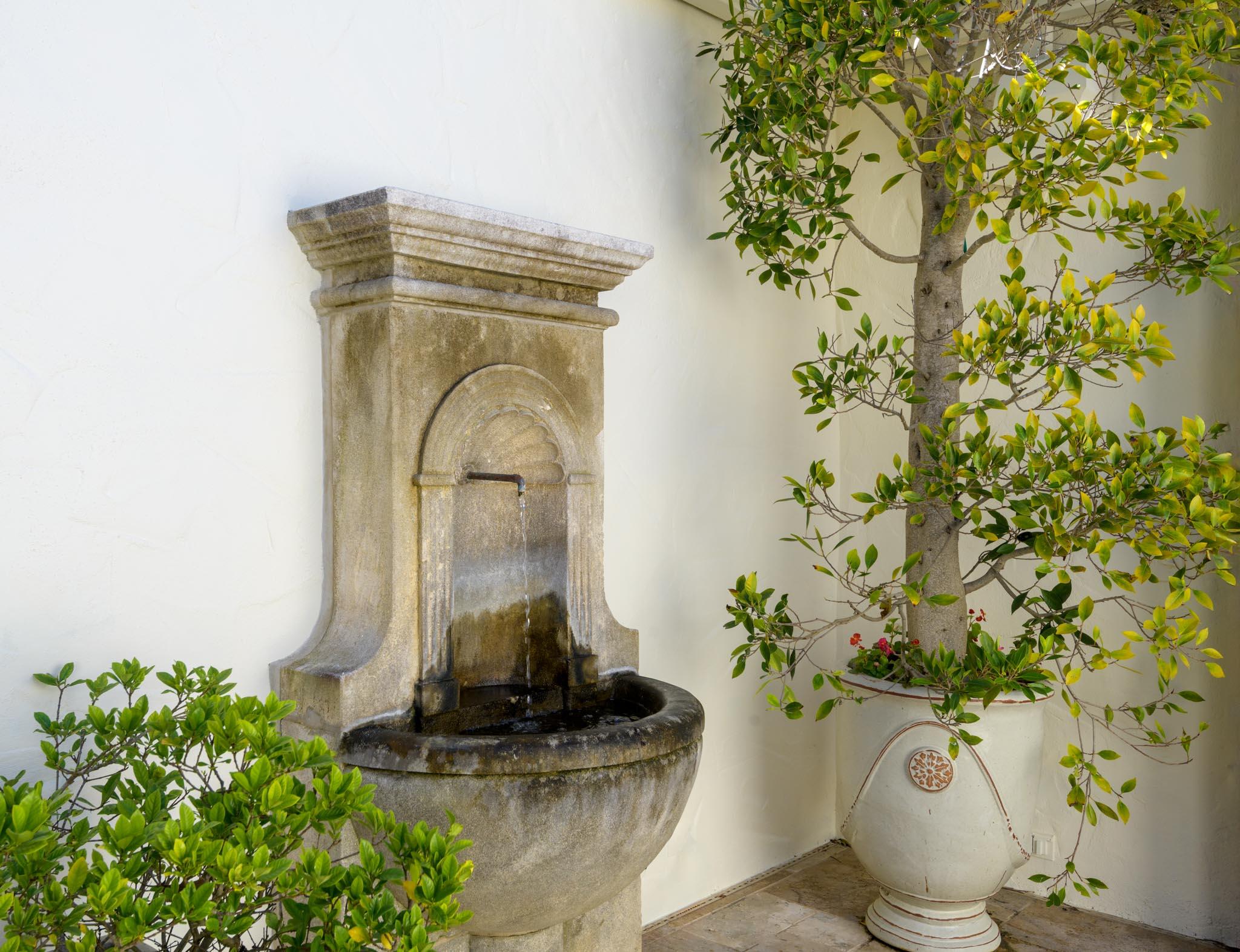 526 San Ysidro Road A