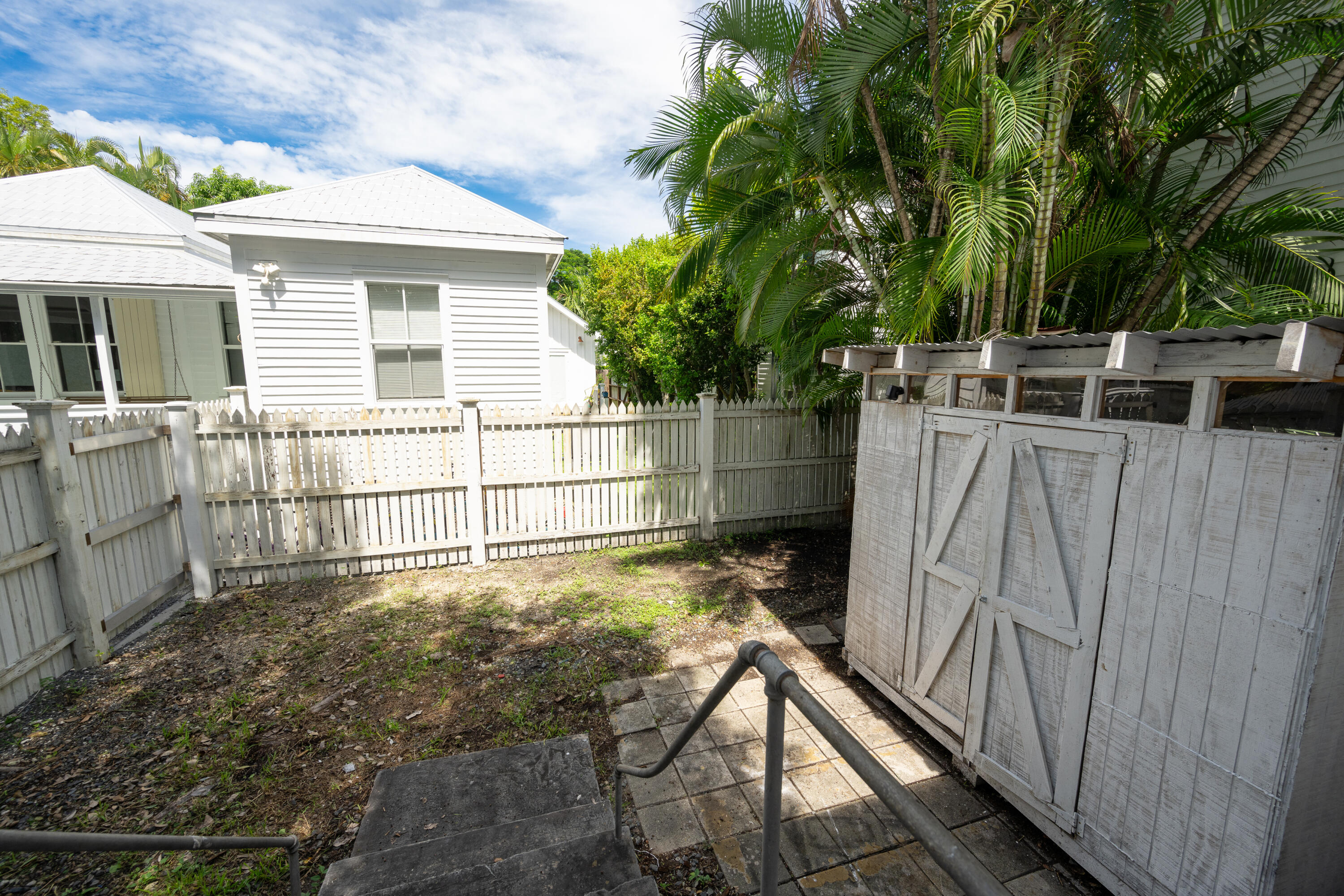 815 Eaton Street