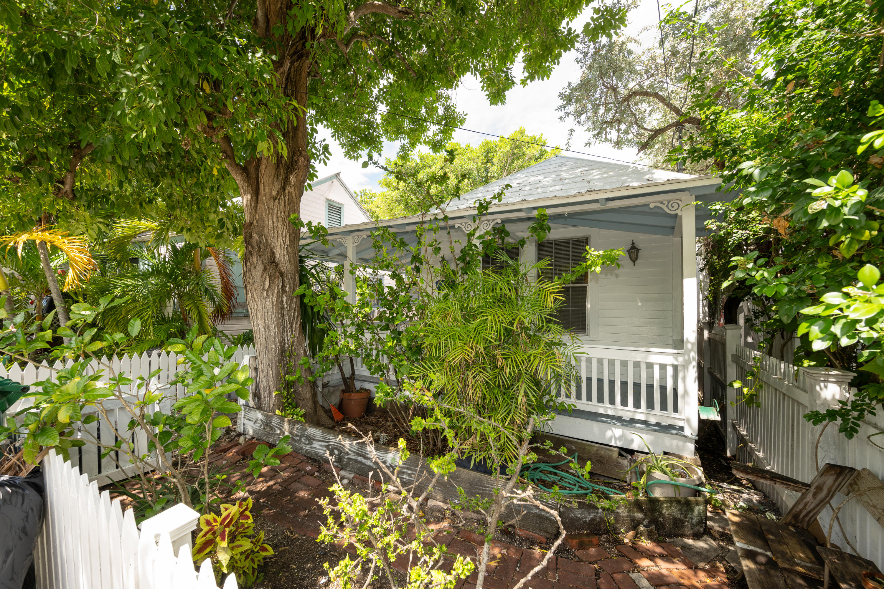 815 Eaton Street