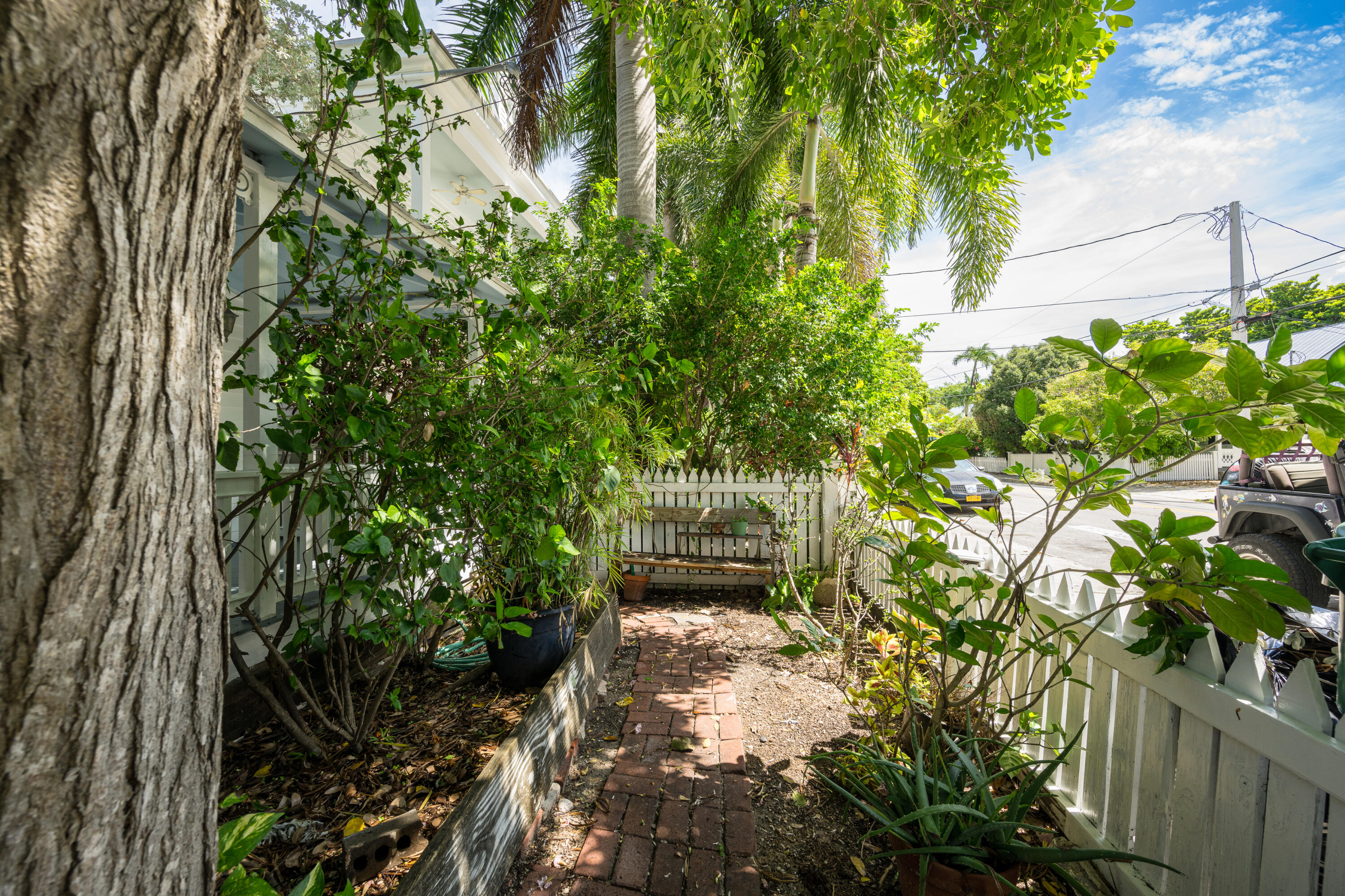 815 Eaton Street