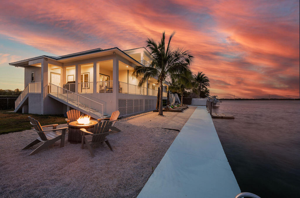 9 Bay Drive