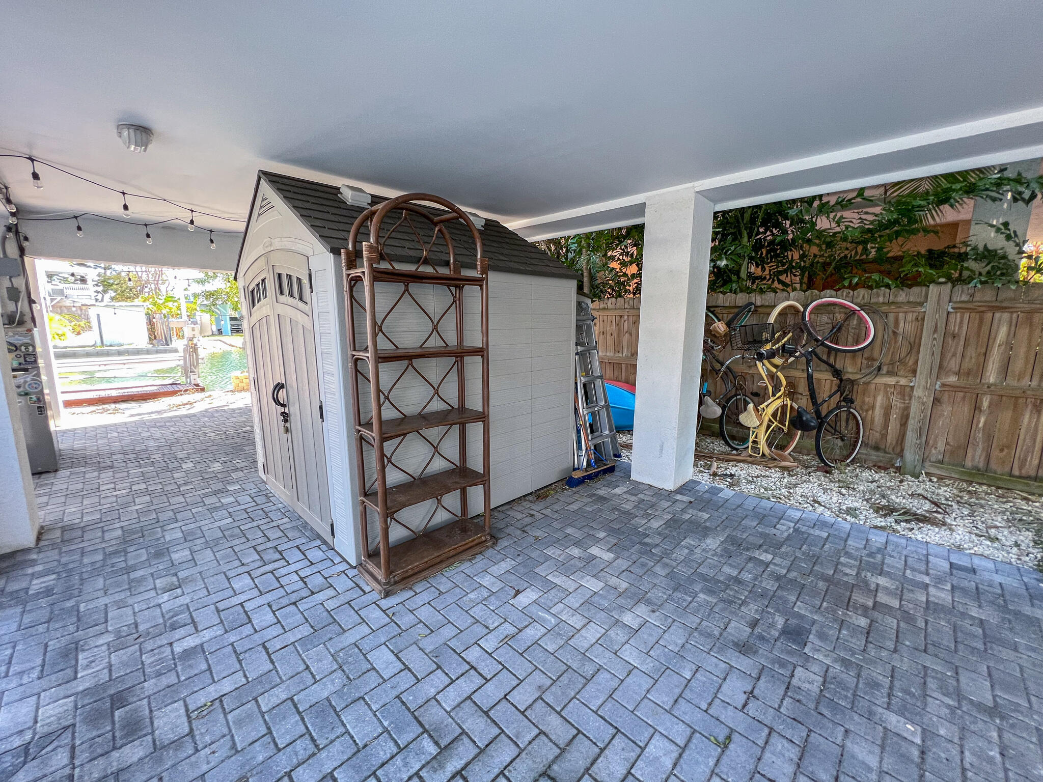 37 Palm Drive