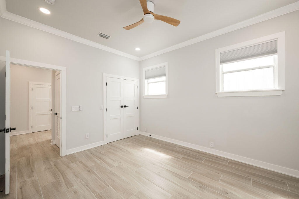 1125 Margaret Street 2