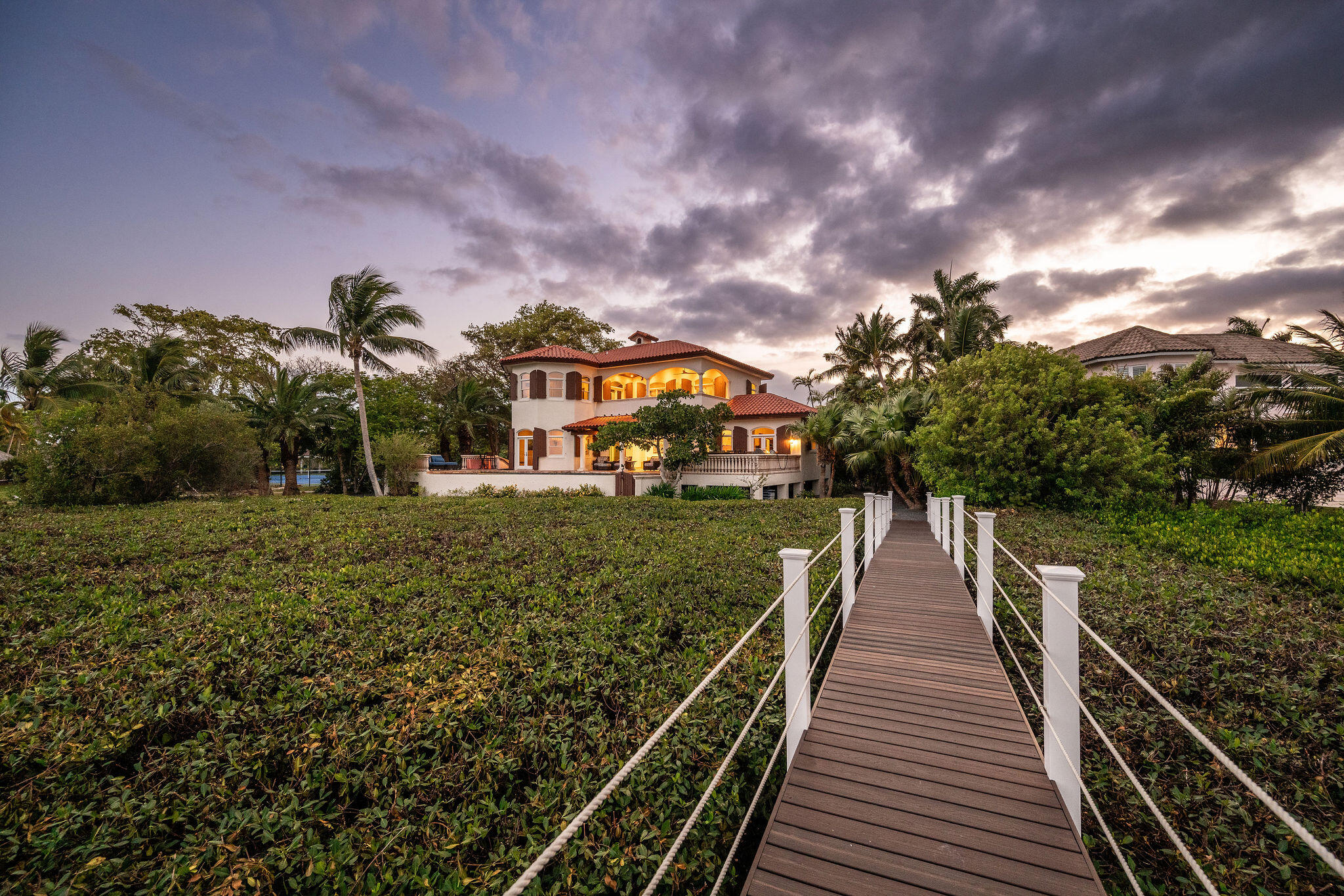 37 Cannon Royal Drive