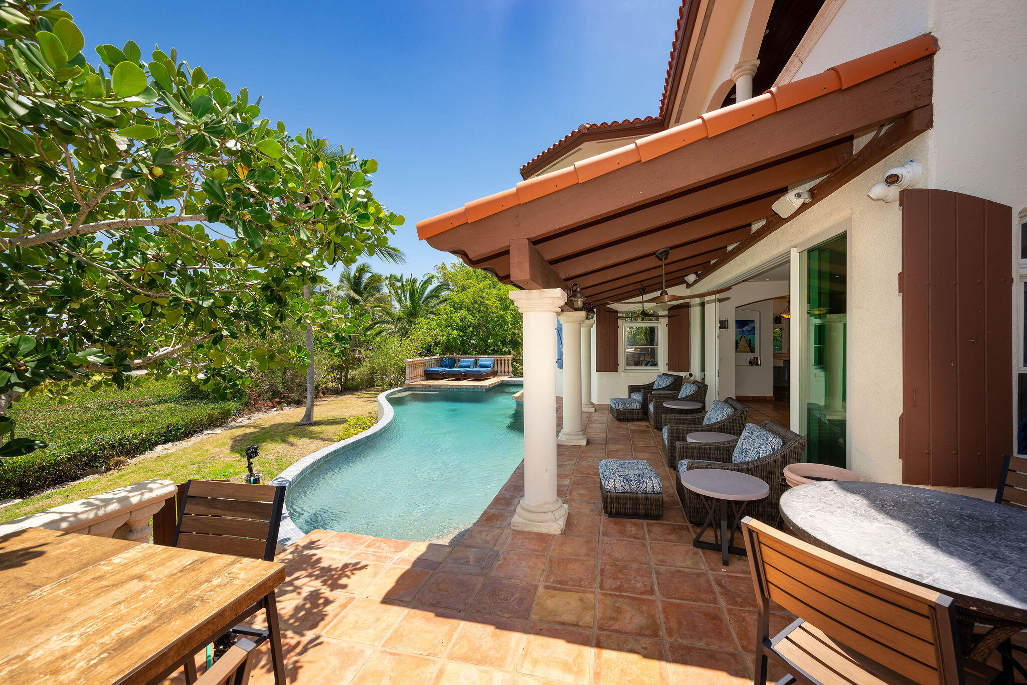 37 Cannon Royal Drive