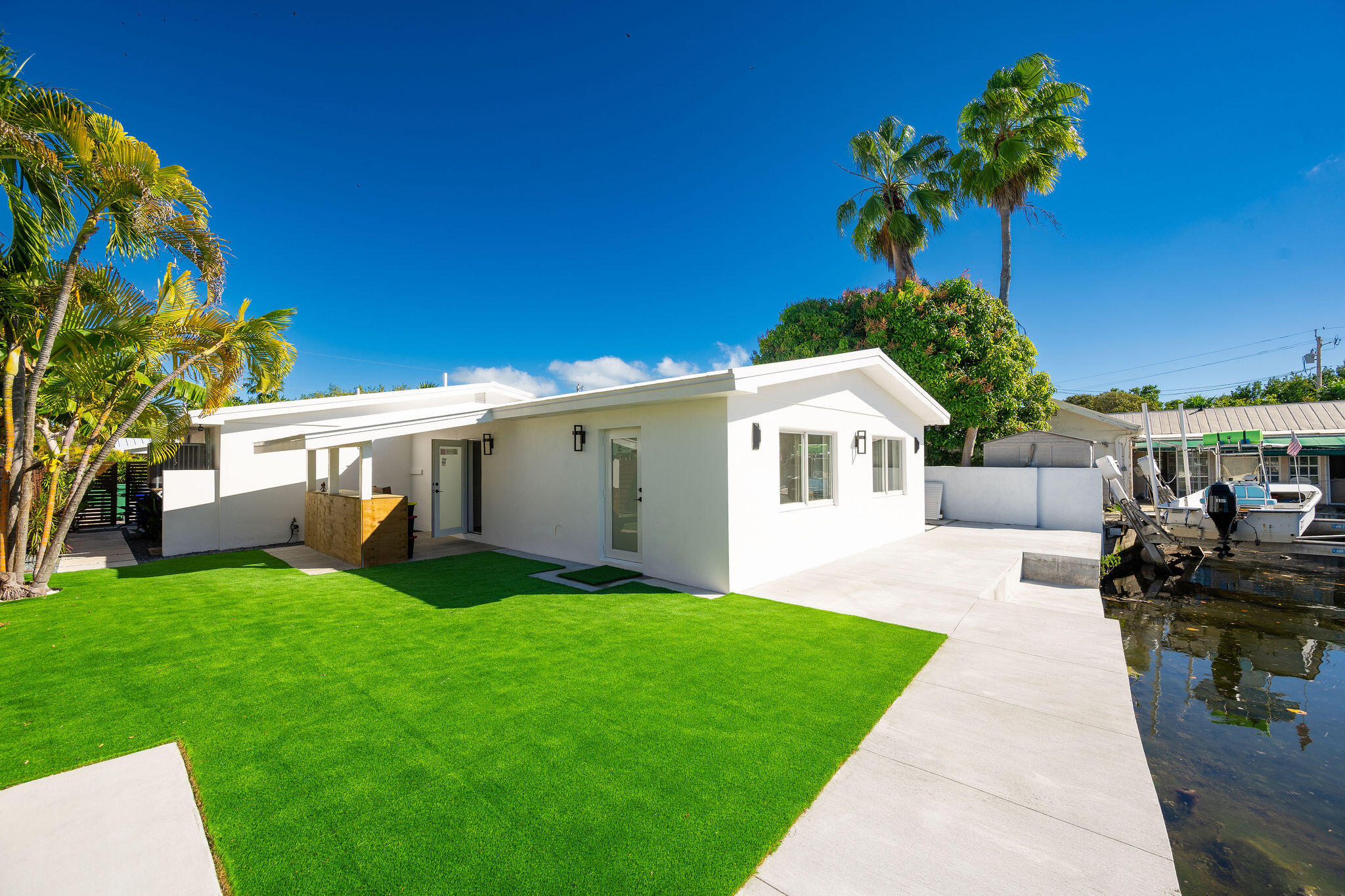 1724 Bahama Drive