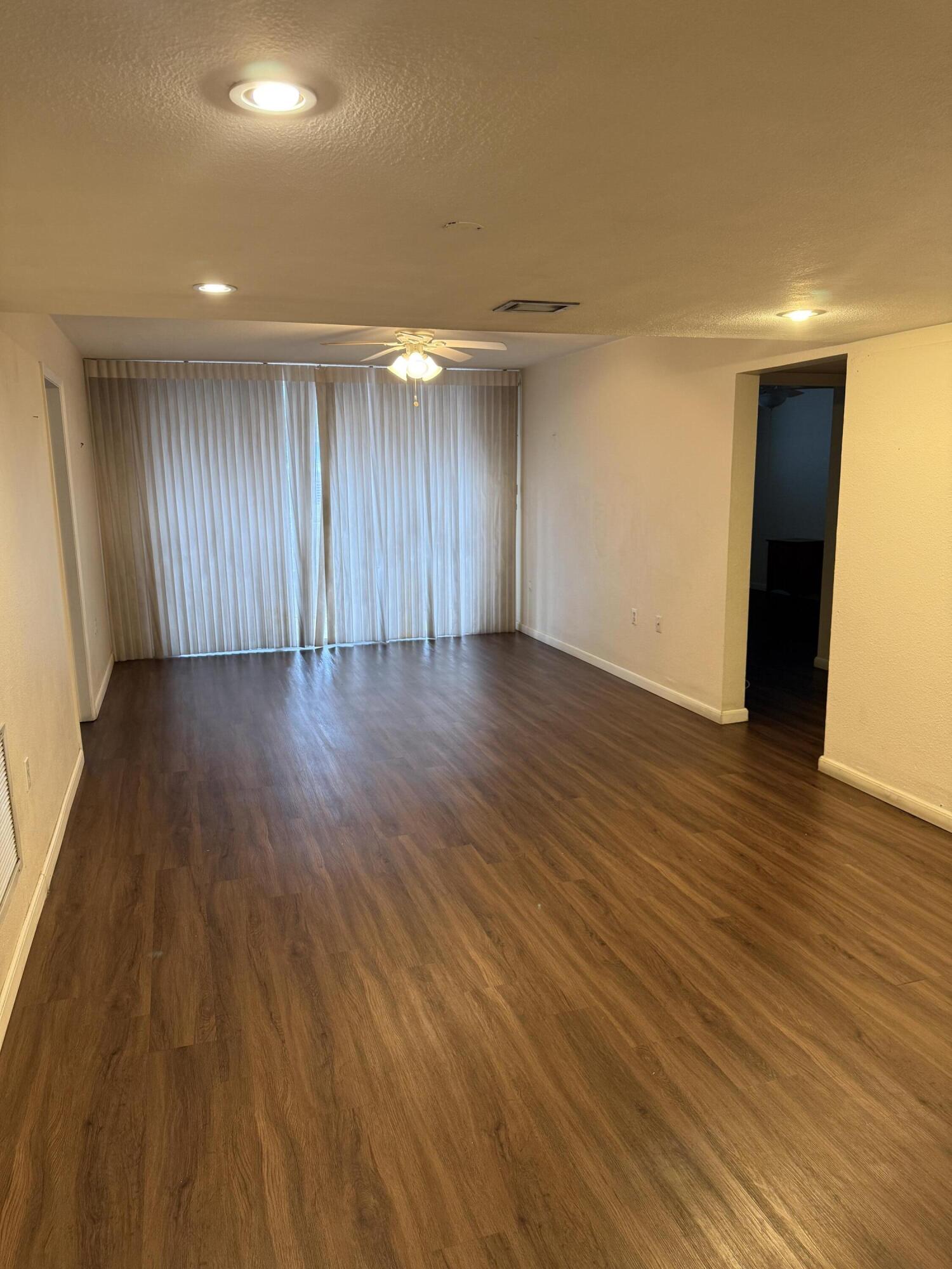 3930 S Roosevelt Boulevard S110