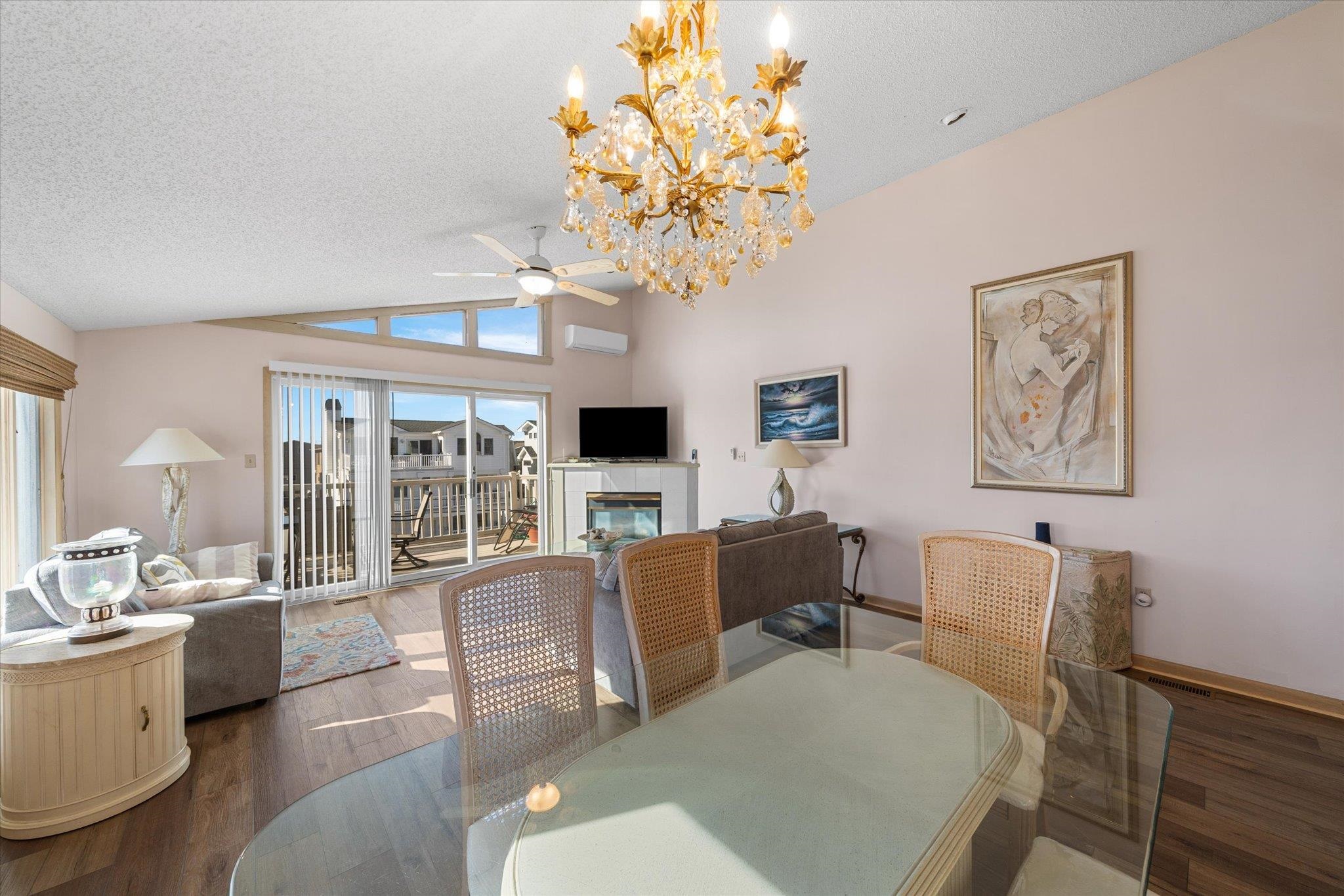 111 E 89th Street Unit: East
