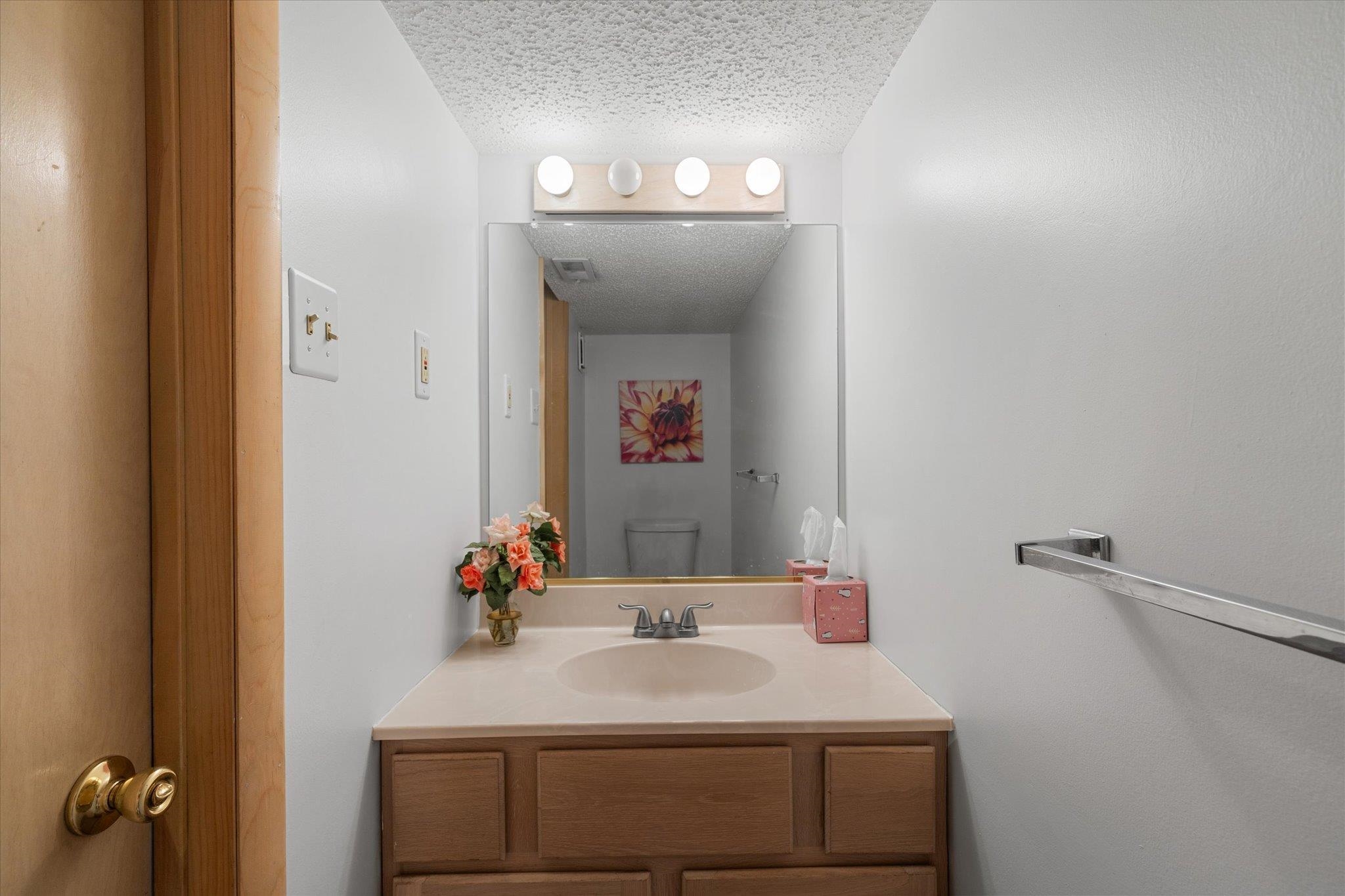 111 E 89th Street Unit: East