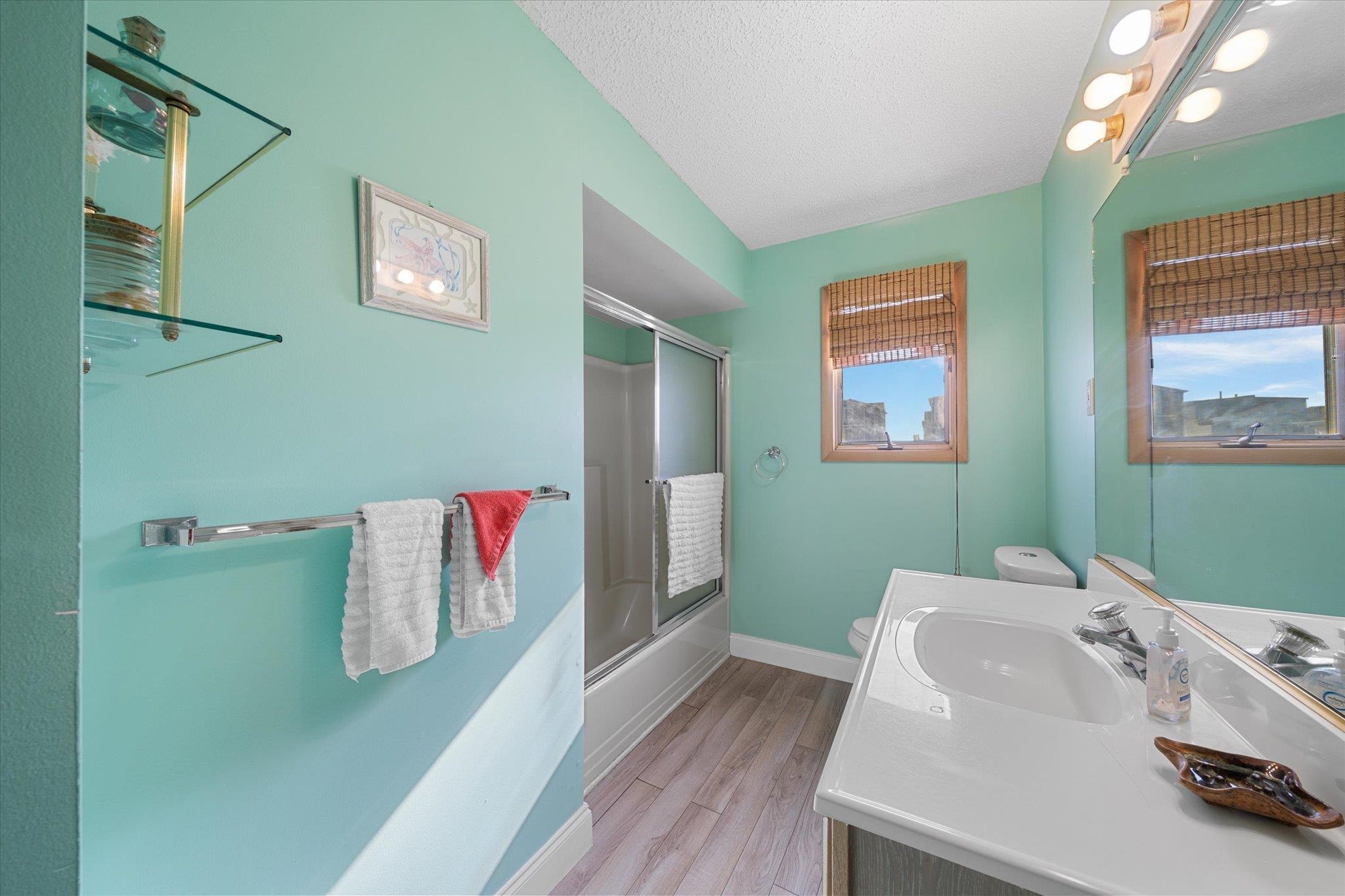 111 E 89th Street Unit: East