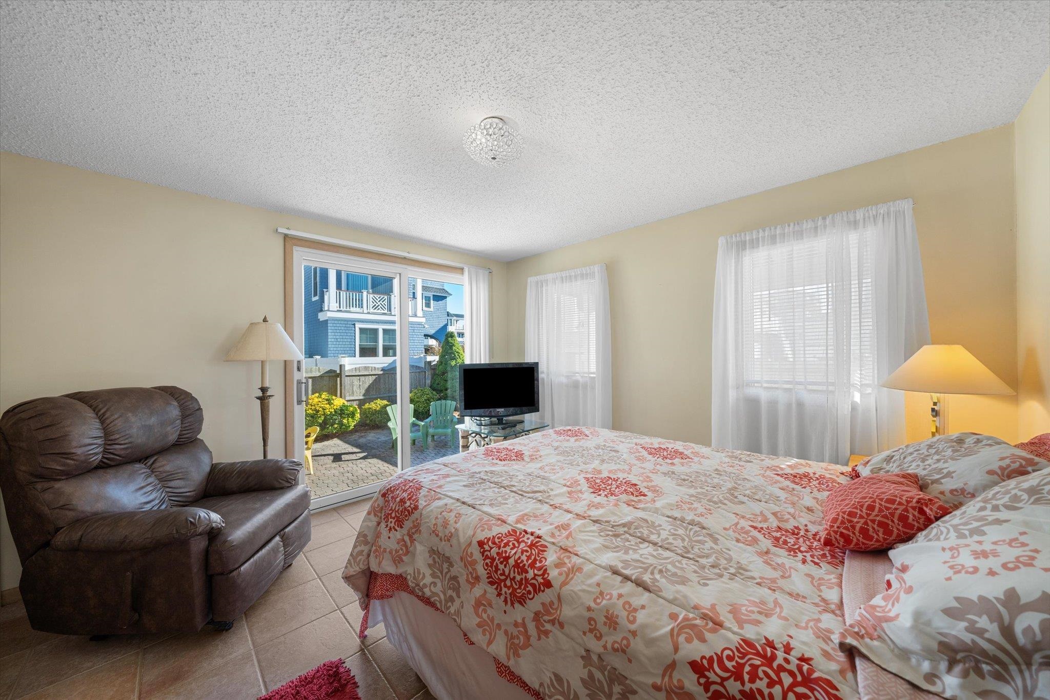 111 E 89th Street Unit: East