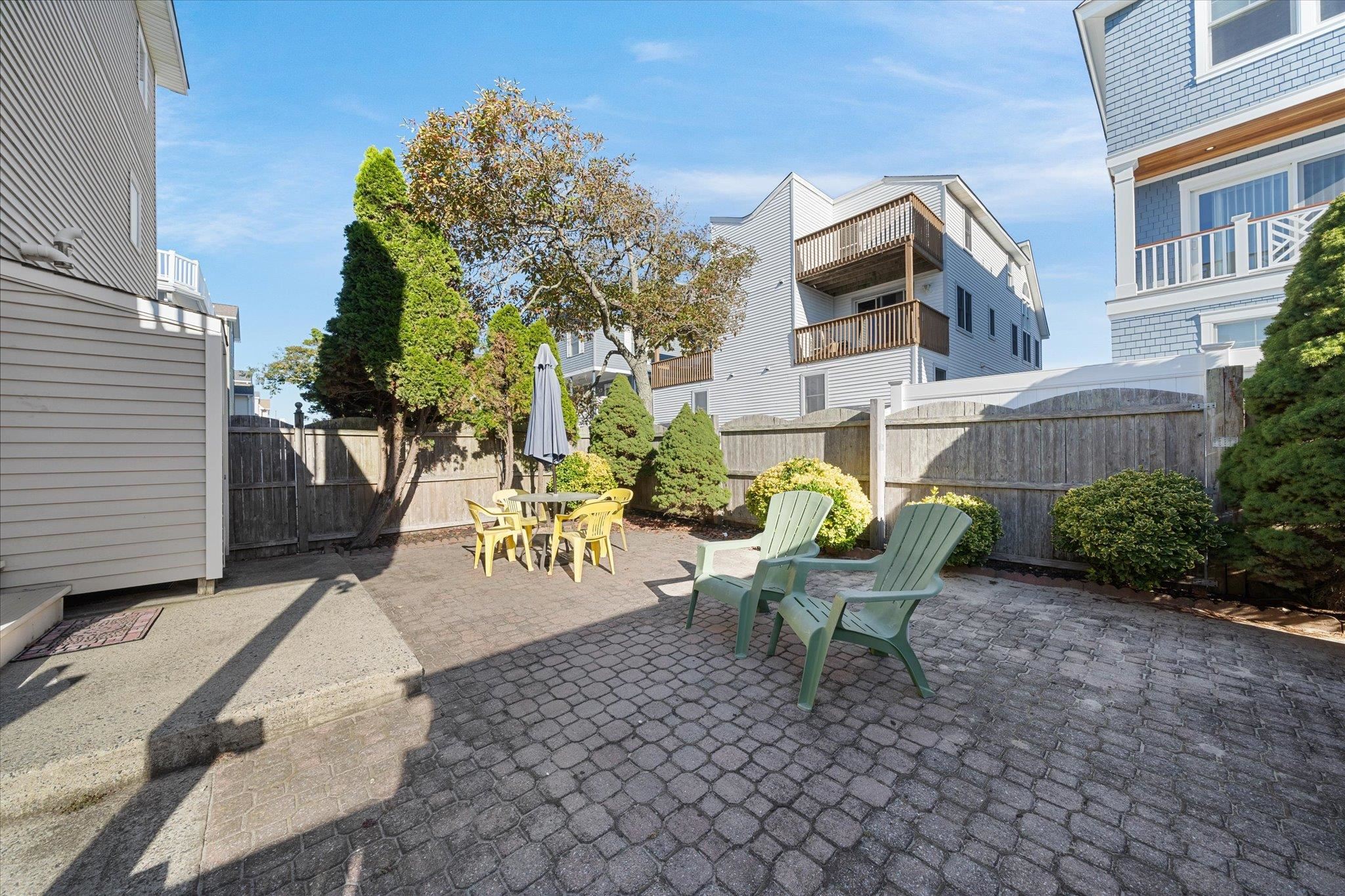 111 E 89th Street Unit: East