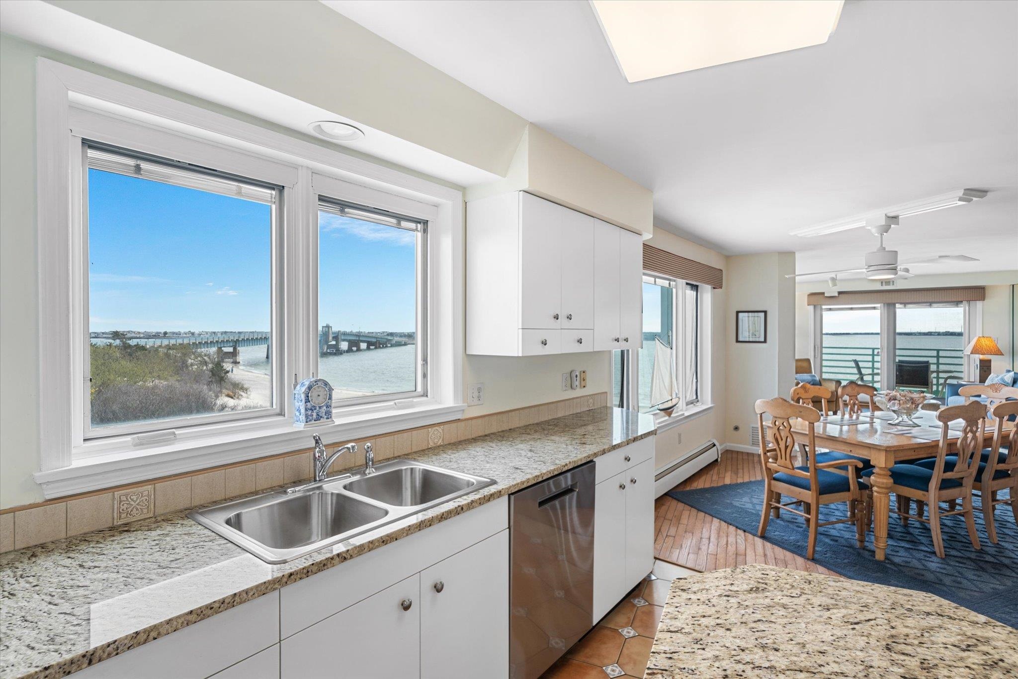 9400 Roberts Avenue Unit: 306