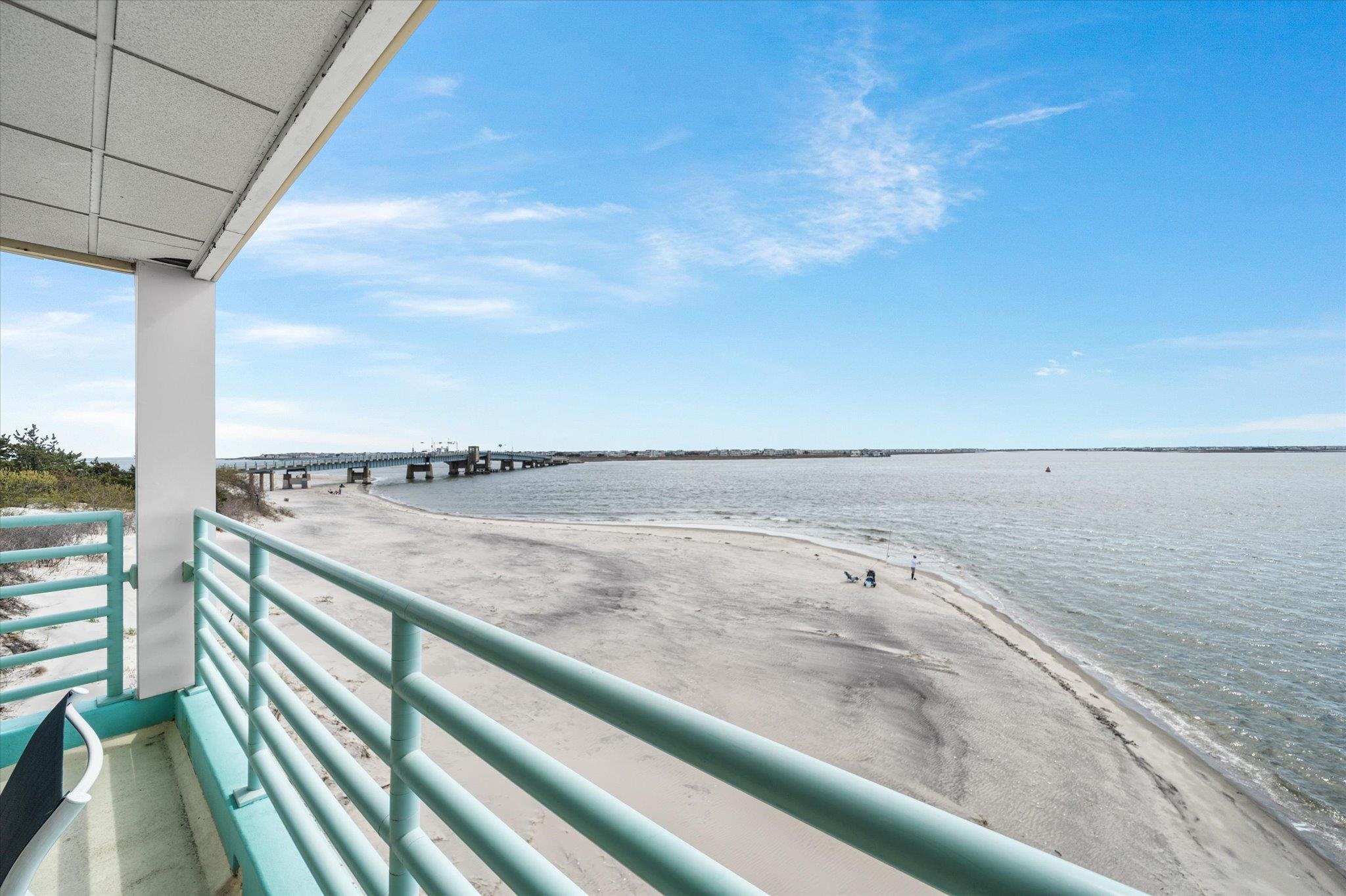 9400 Roberts Avenue Unit: 306